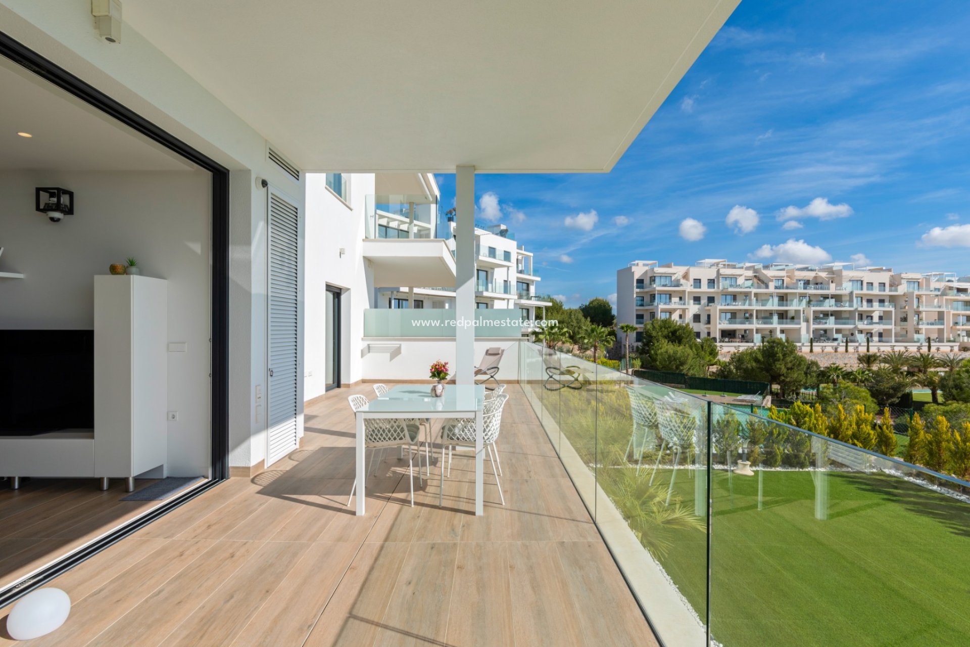 Herverkoop - Appartement -
Las Colinas Golf - Costa Blanca