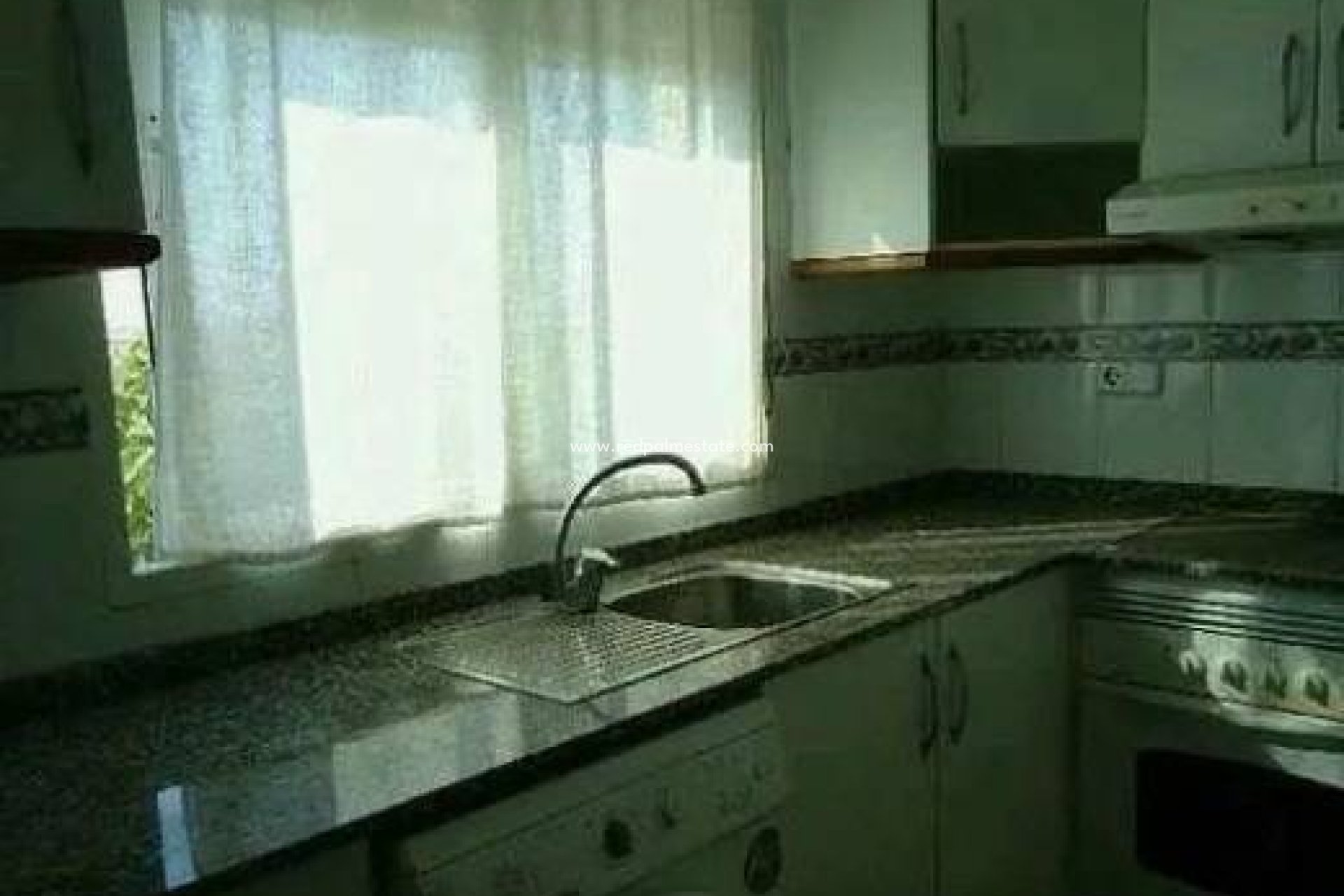 Herverkoop - Appartement -
Los Alczares - Las Velas