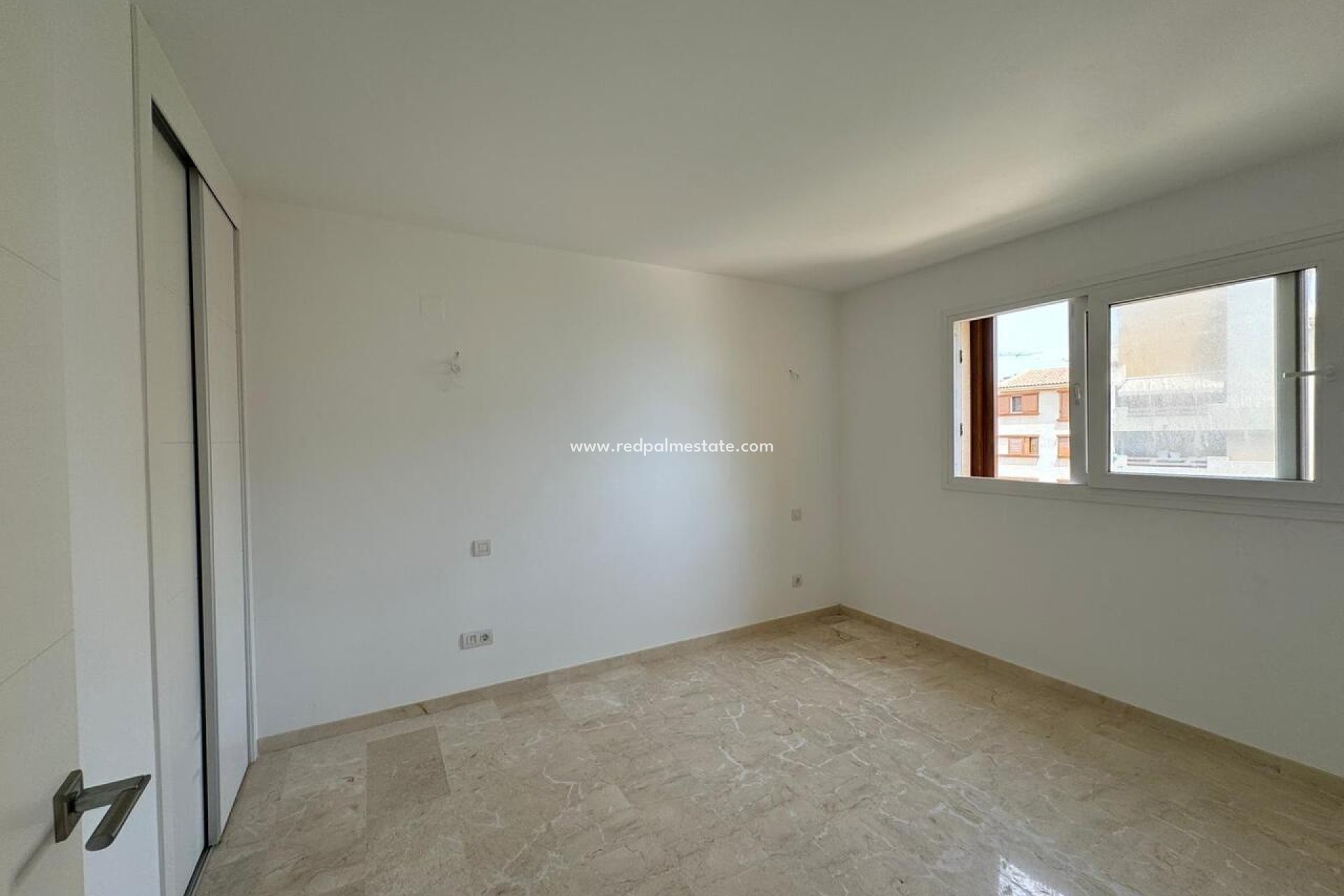 Herverkoop - Appartement -
Los Balcones - Inland