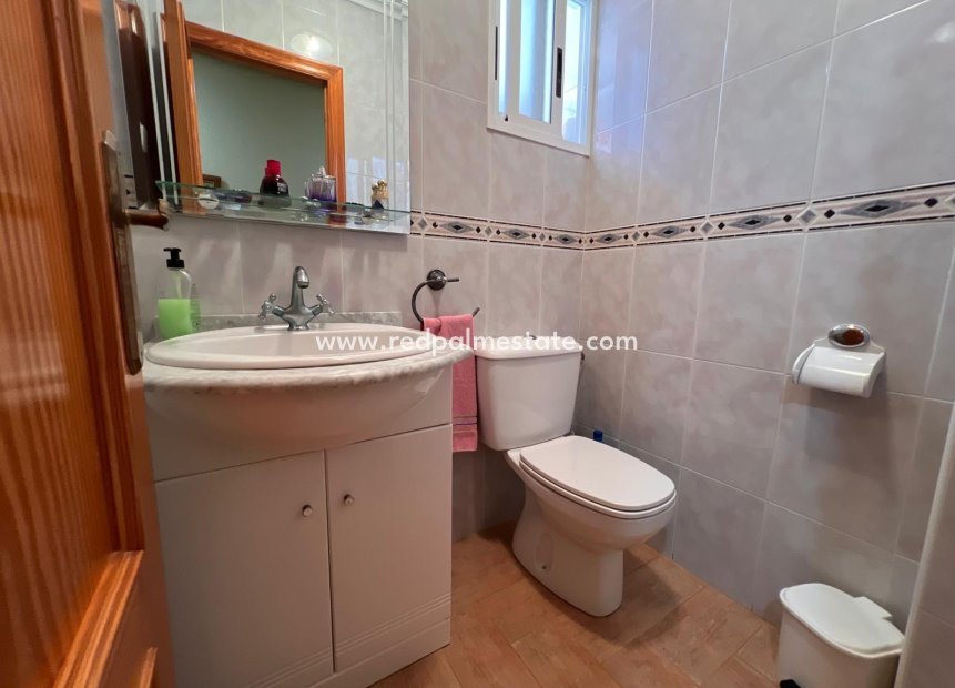 Herverkoop - Appartement -
Los Montesinos - Centro