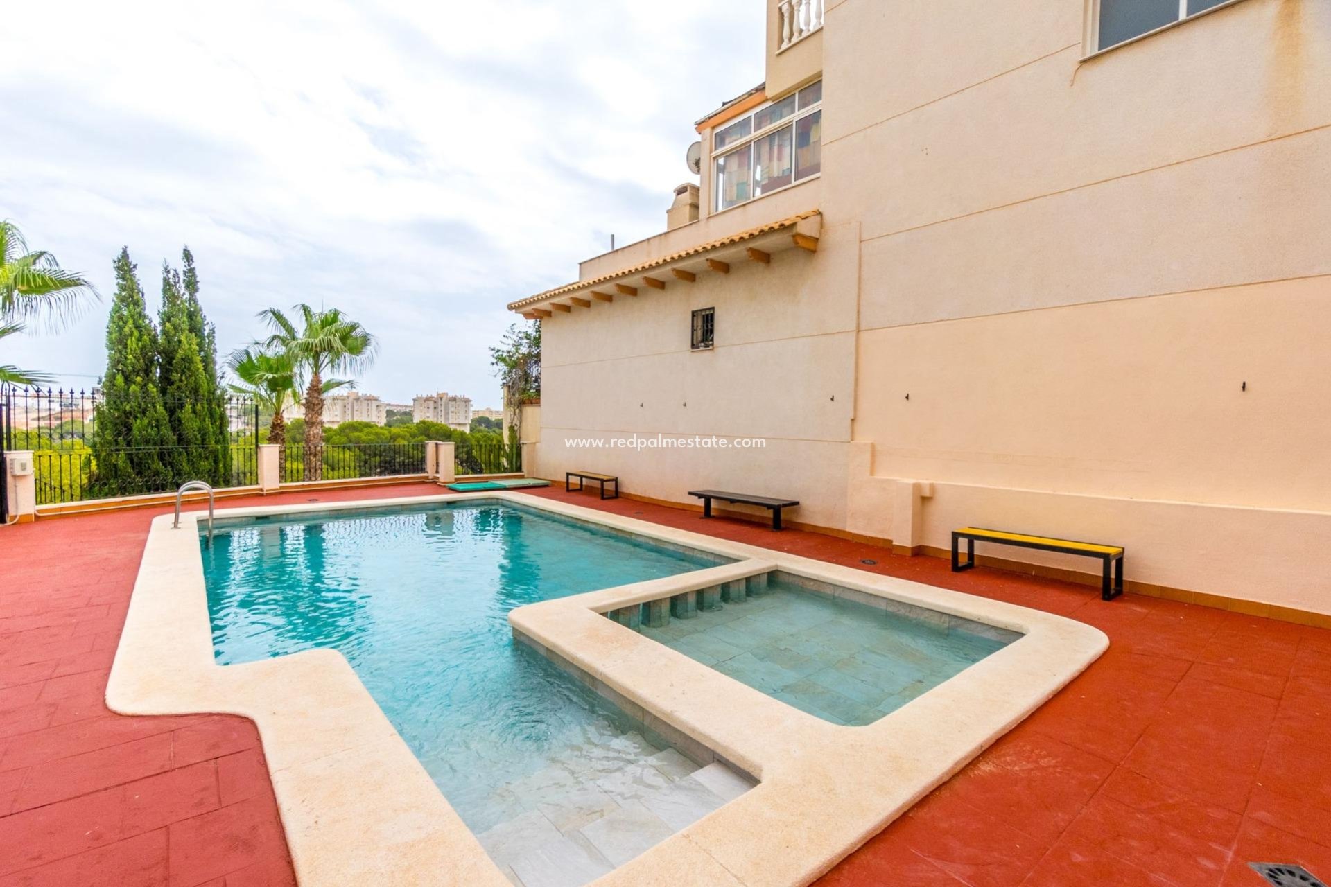 Herverkoop - Appartement -
Orihuela Costa - Campoamor