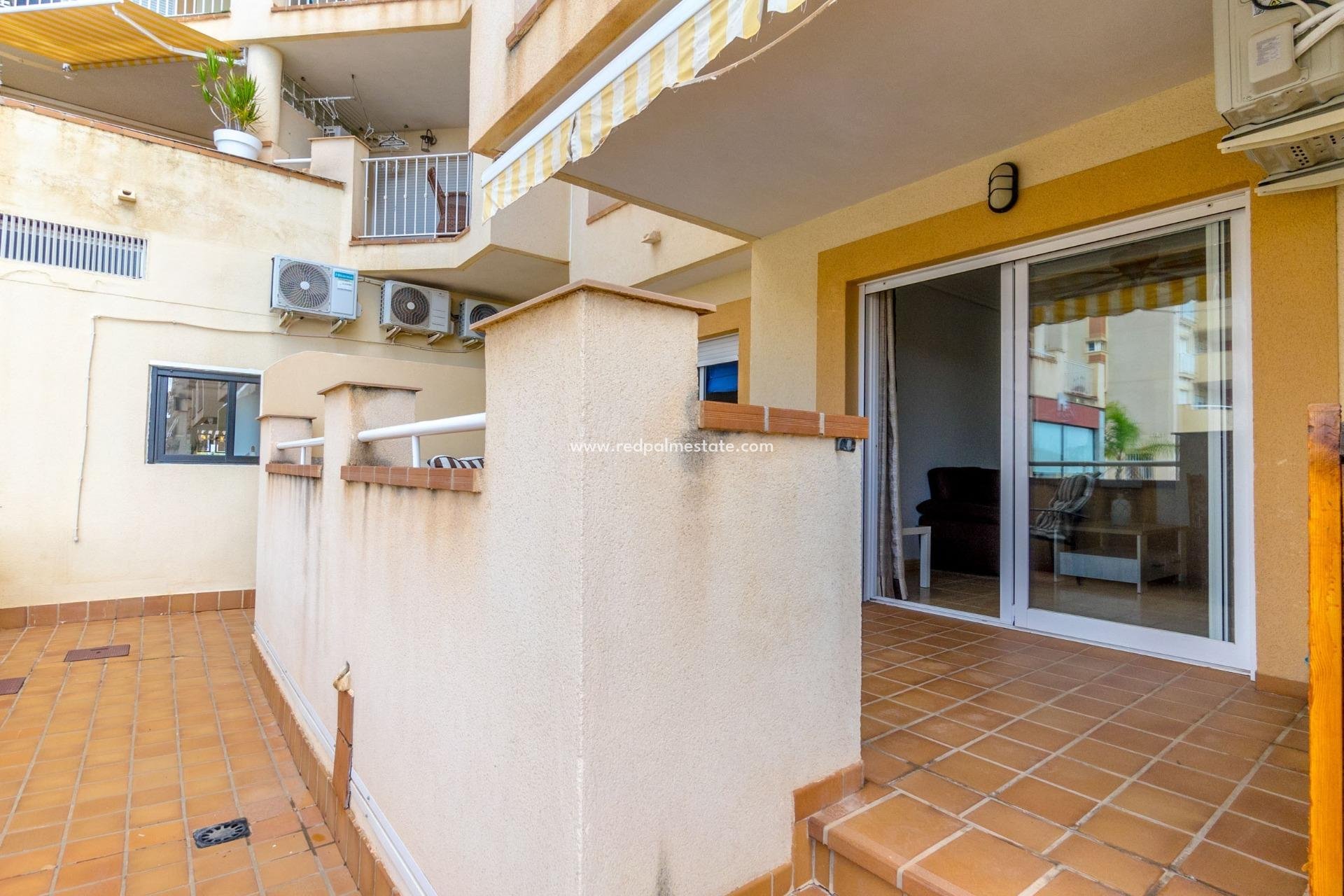 Herverkoop - Appartement -
Orihuela Costa - Campoamor