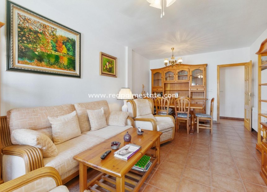 Herverkoop - Appartement -
Orihuela Costa - Campoamor