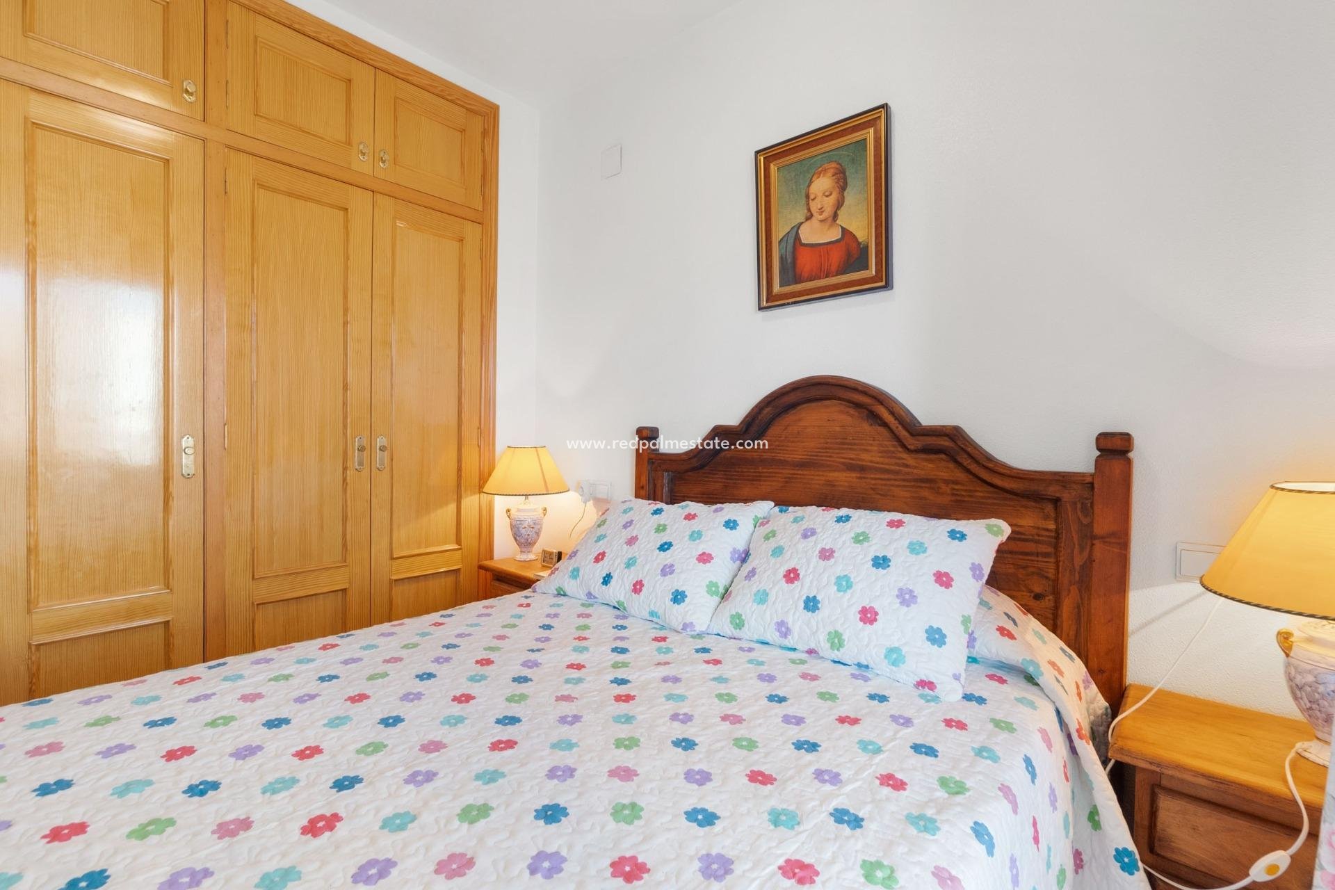 Herverkoop - Appartement -
Orihuela Costa - Campoamor