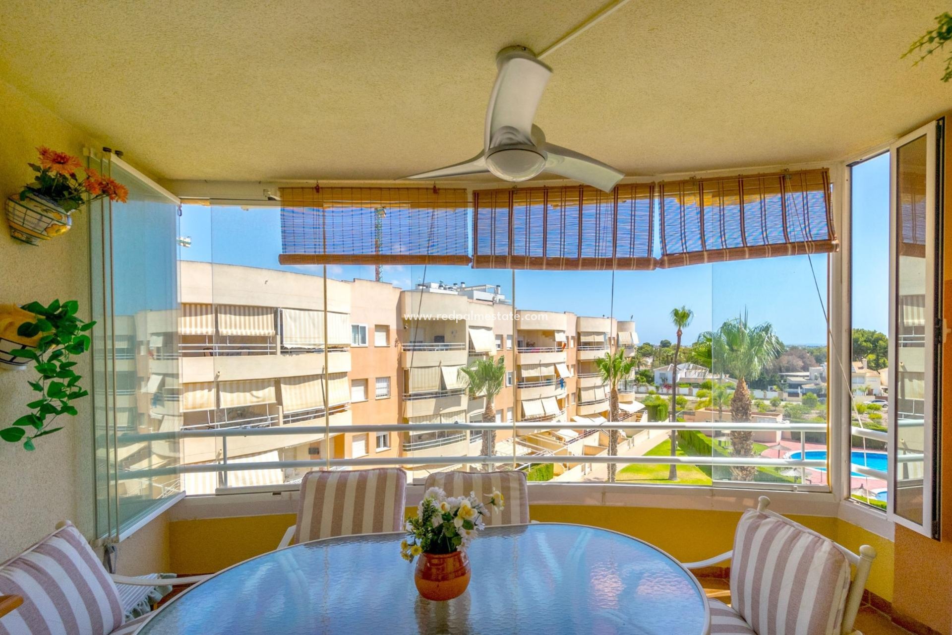 Herverkoop - Appartement -
Orihuela Costa - Campoamor