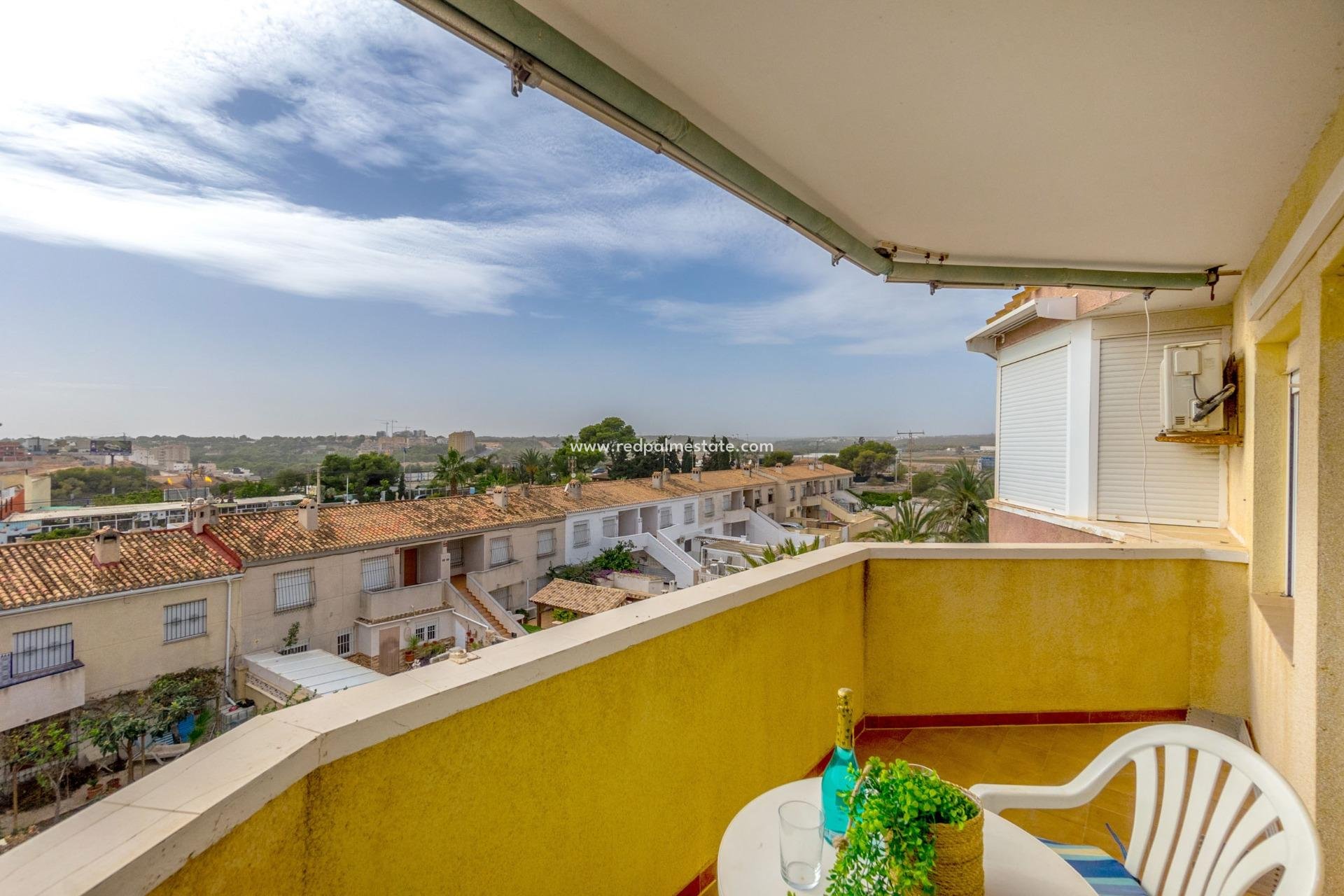 Herverkoop - Appartement -
Orihuela Costa - Campoamor