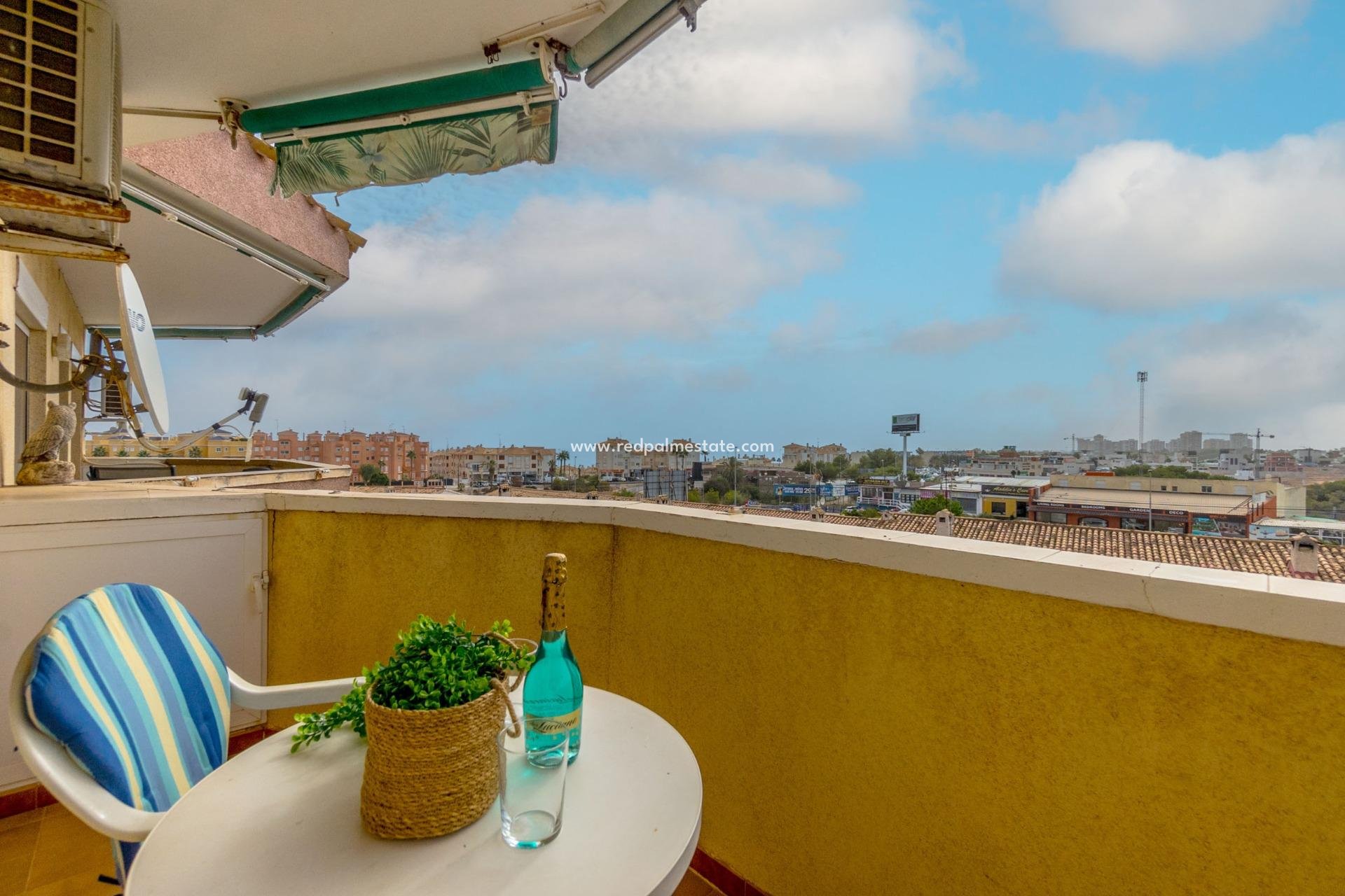 Herverkoop - Appartement -
Orihuela Costa - Campoamor