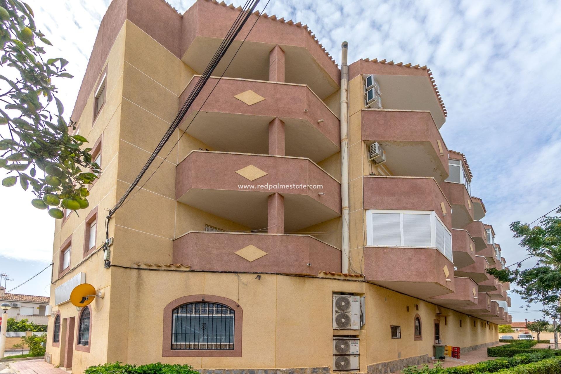 Herverkoop - Appartement -
Orihuela Costa - Campoamor