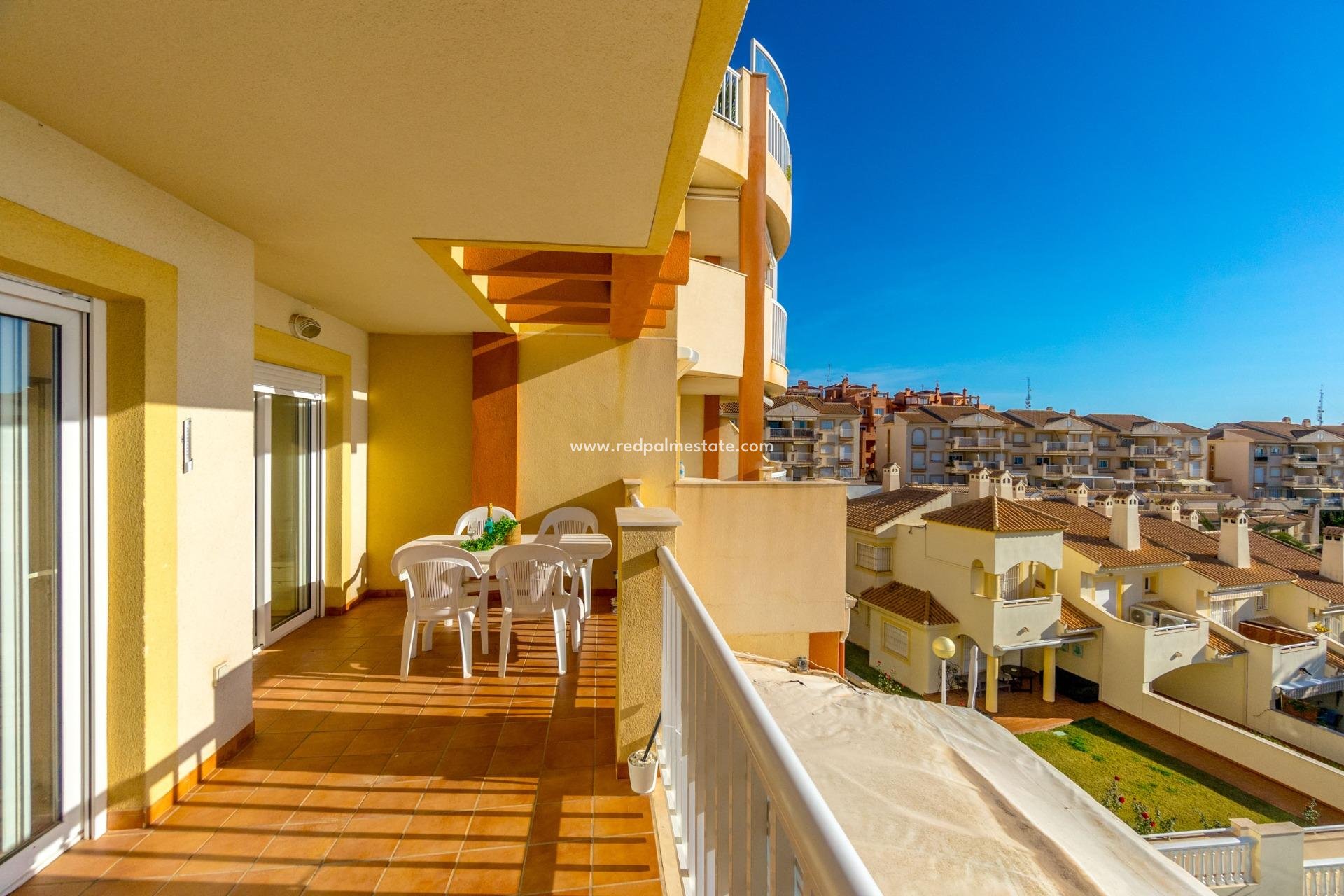 Herverkoop - Appartement -
Orihuela Costa - Campoamor