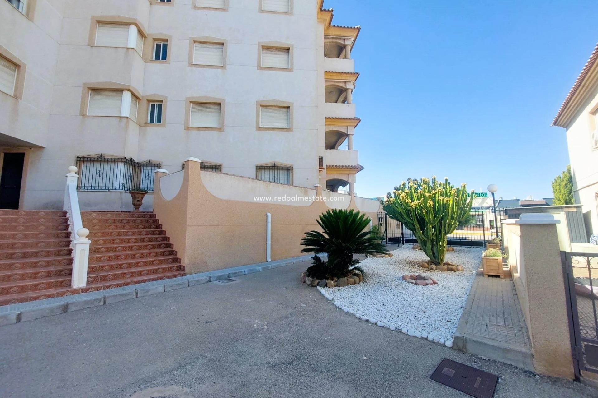 Herverkoop - Appartement -
Orihuela Costa - Costa Blanca