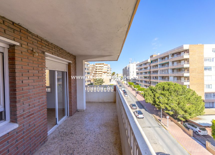 Herverkoop - Appartement -
Orihuela Costa - Costa Blanca