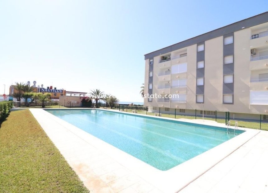 Herverkoop - Appartement -
Orihuela Costa - Costa Blanca