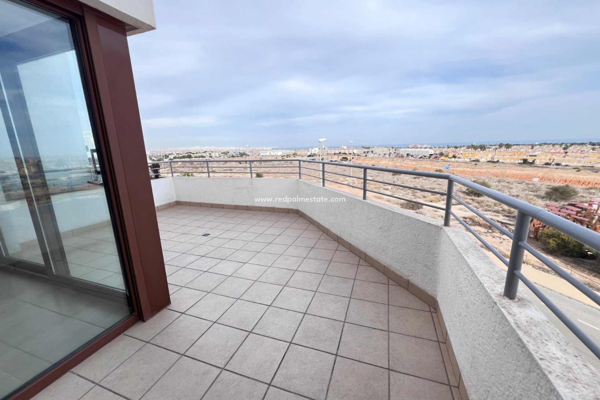 Herverkoop - Appartement -
Orihuela Costa - Inland