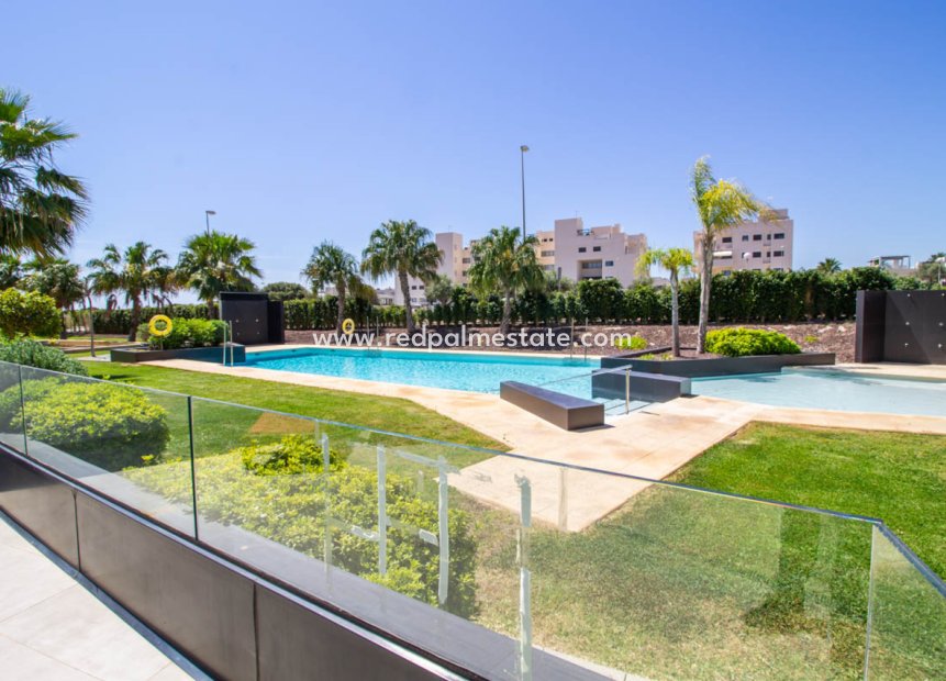 Herverkoop - Appartement -
Orihuela Costa - Inland