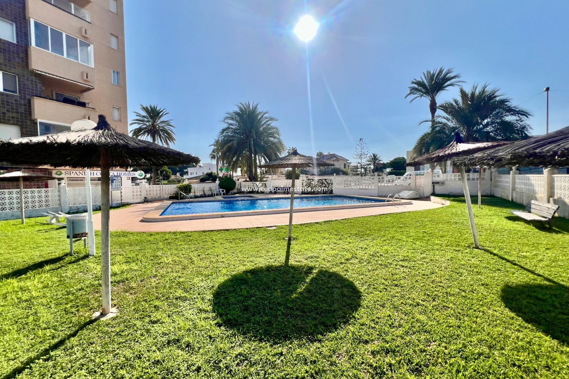 Herverkoop - Appartement -
Orihuela Costa - La Zenia