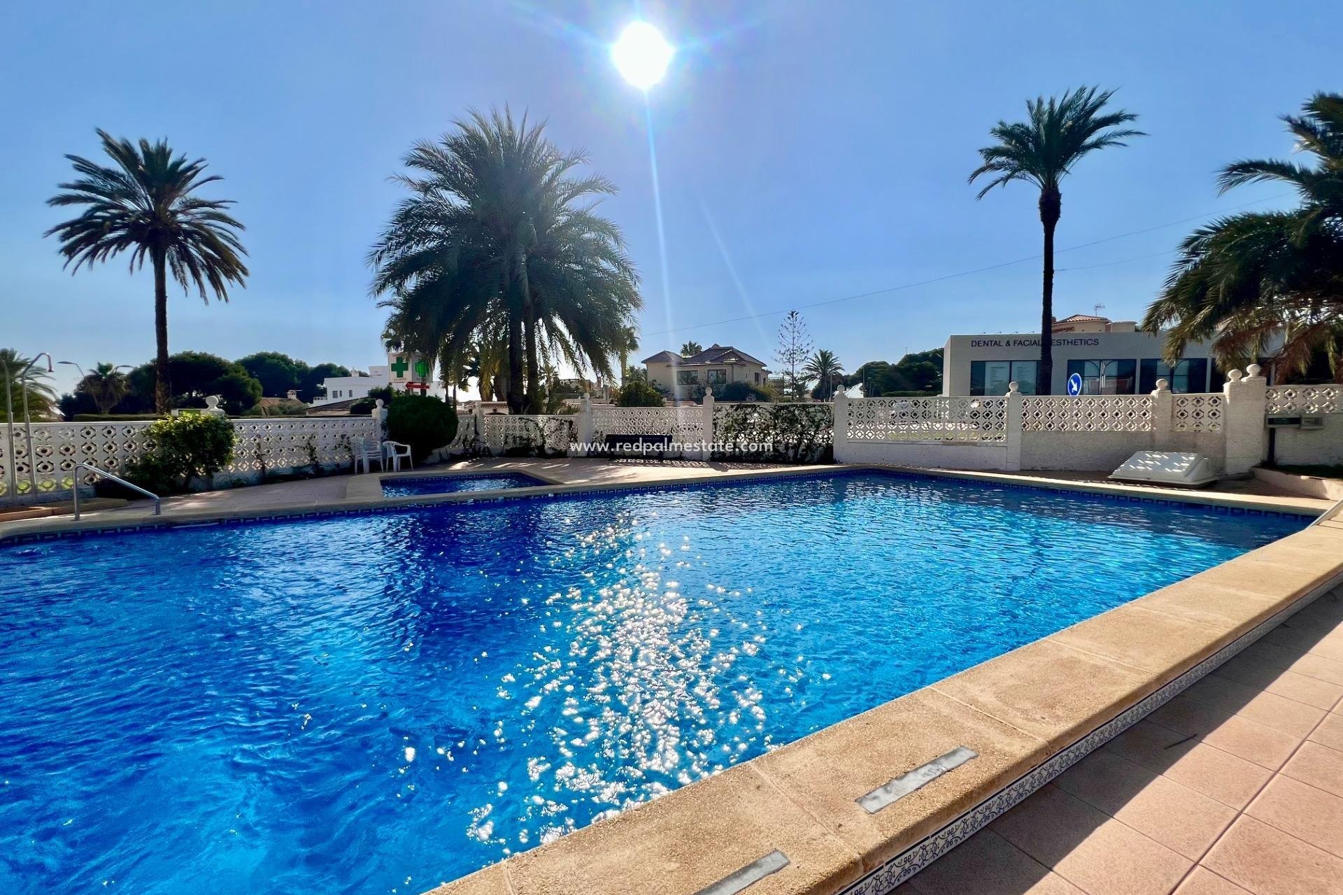 Herverkoop - Appartement -
Orihuela Costa - La Zenia