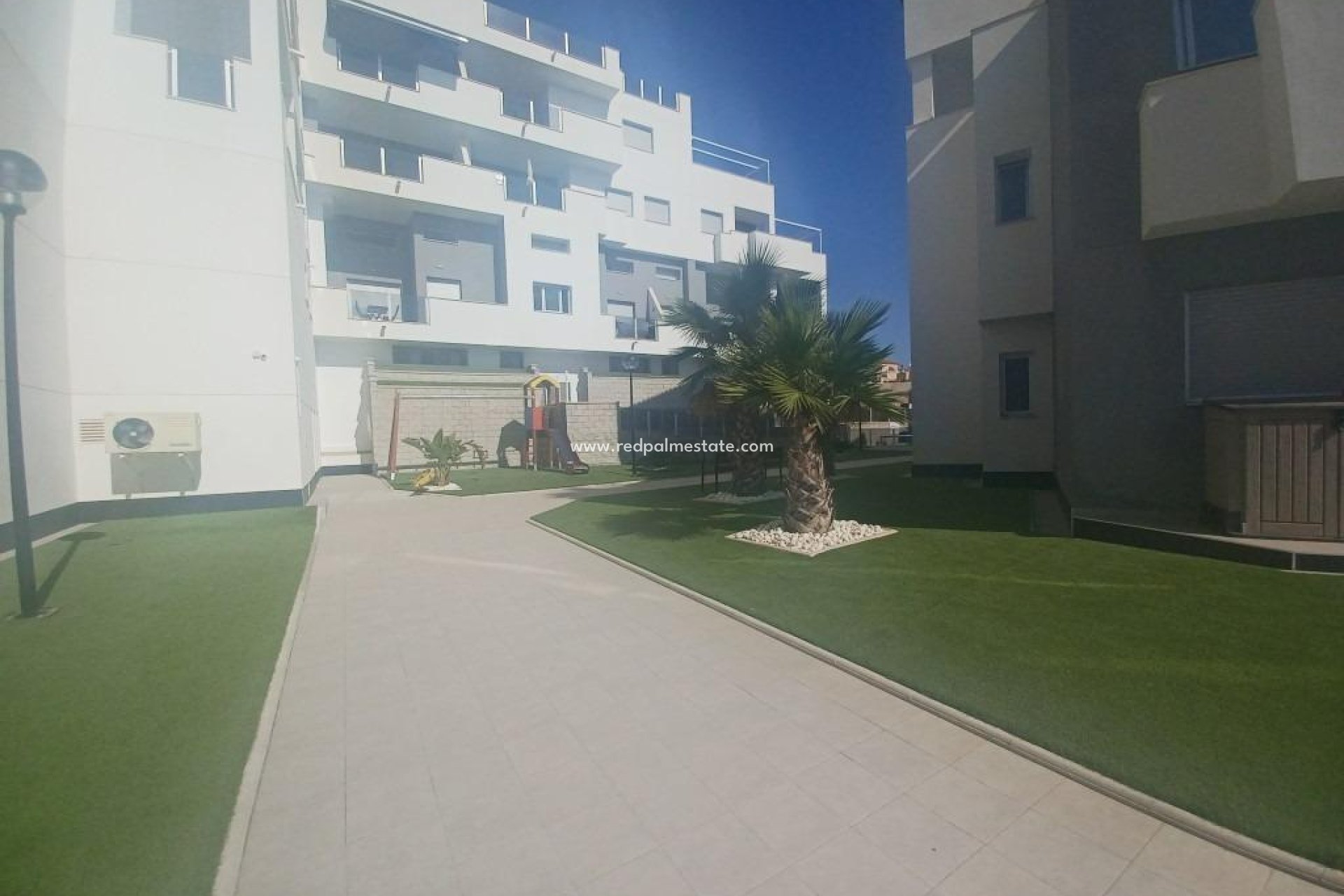 Herverkoop - Appartement -
Orihuela Costa - Las Filipinas