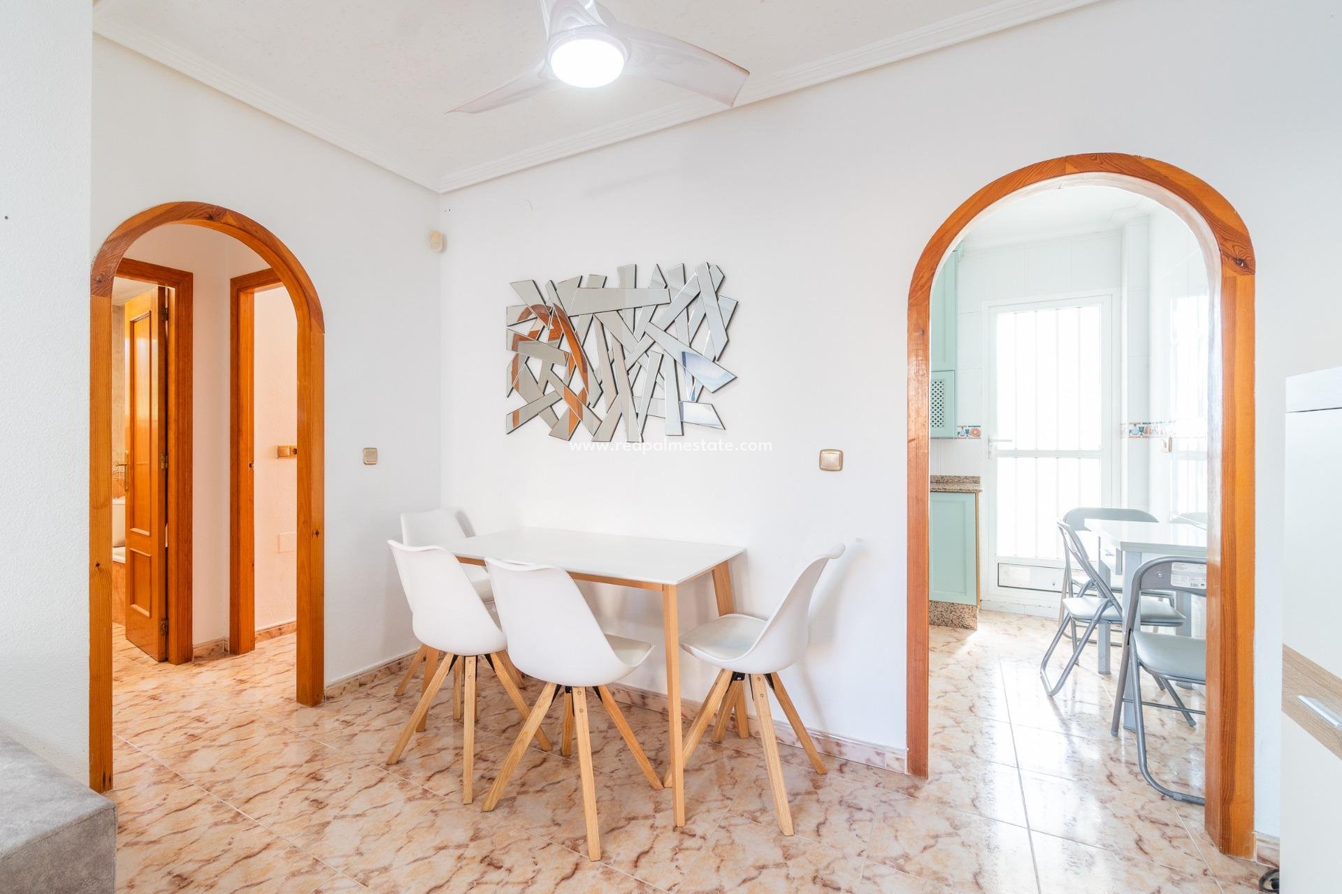 Herverkoop - Appartement -
Orihuela Costa - Lomas de Cabo Roig