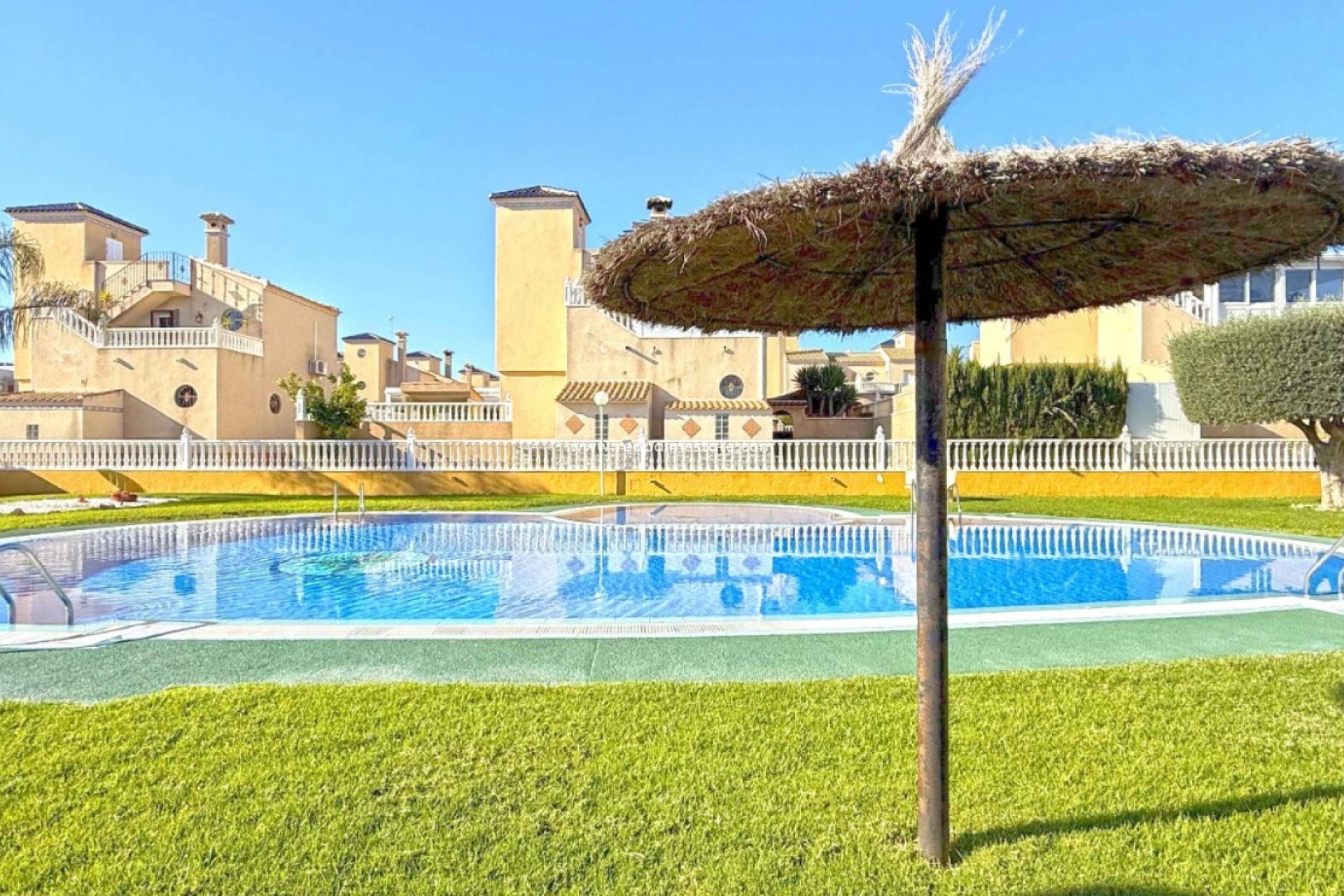 Herverkoop - Appartement -
Orihuela Costa - Lomas de Cabo Roig