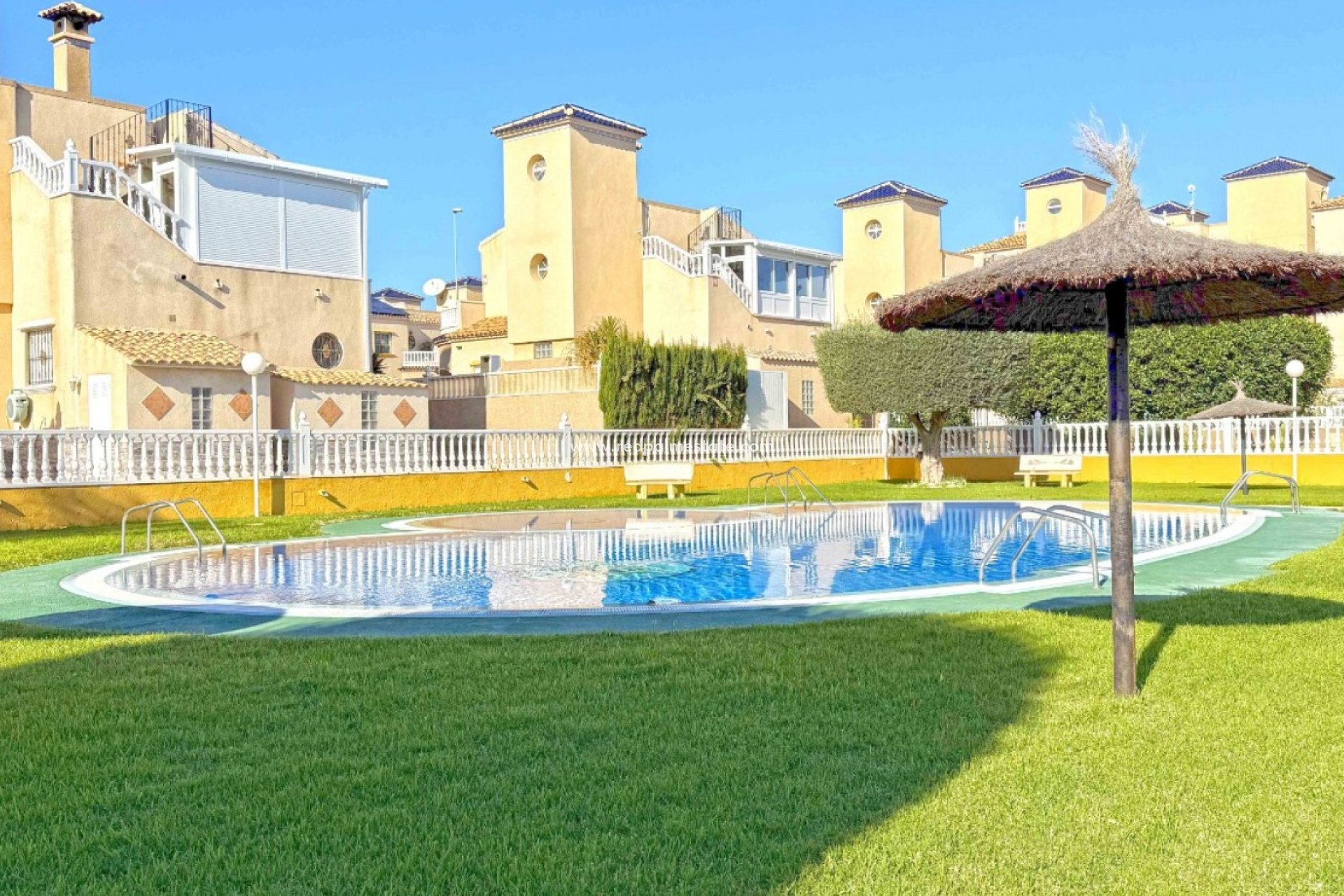 Herverkoop - Appartement -
Orihuela Costa - Lomas de Cabo Roig