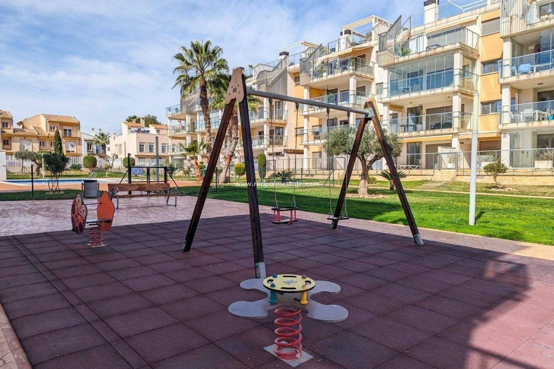 Herverkoop - Appartement -
Orihuela Costa - Montezenia