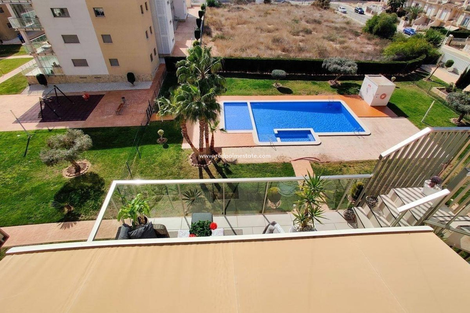 Herverkoop - Appartement -
Orihuela Costa - Montezenia