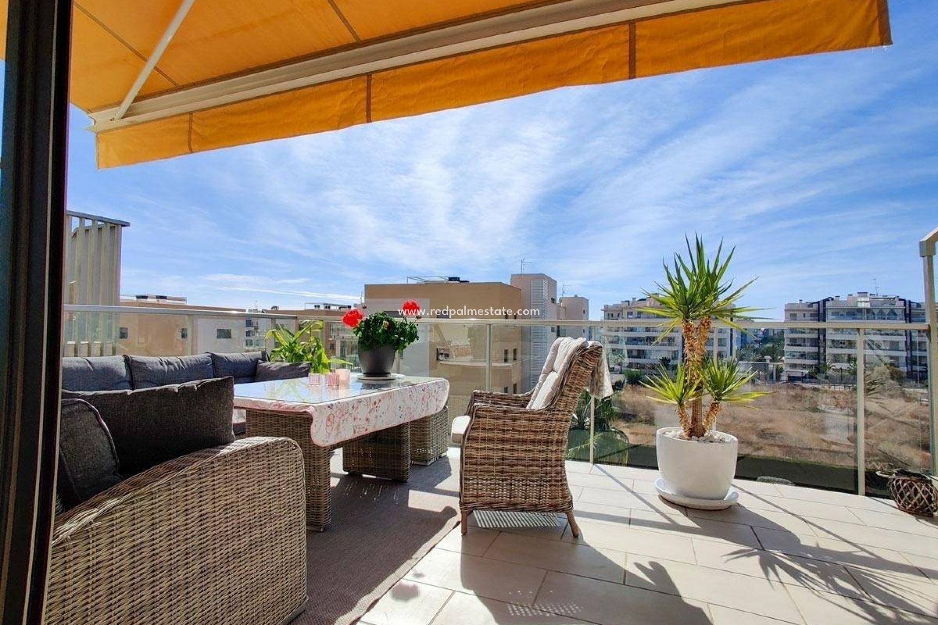 Herverkoop - Appartement -
Orihuela Costa - Montezenia