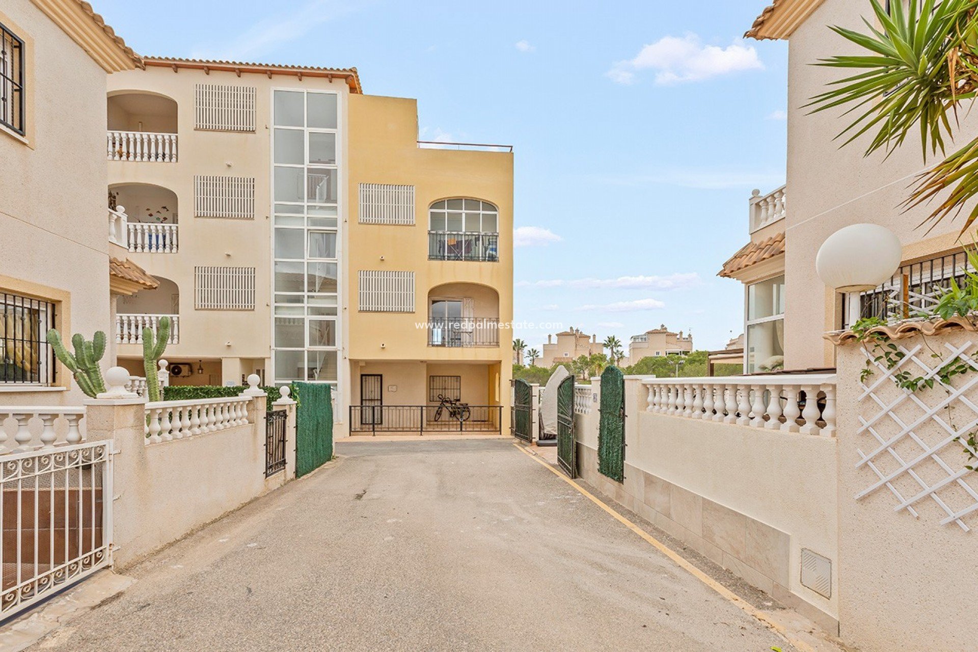 Herverkoop - Appartement -
Orihuela Costa - Playa Flamenca