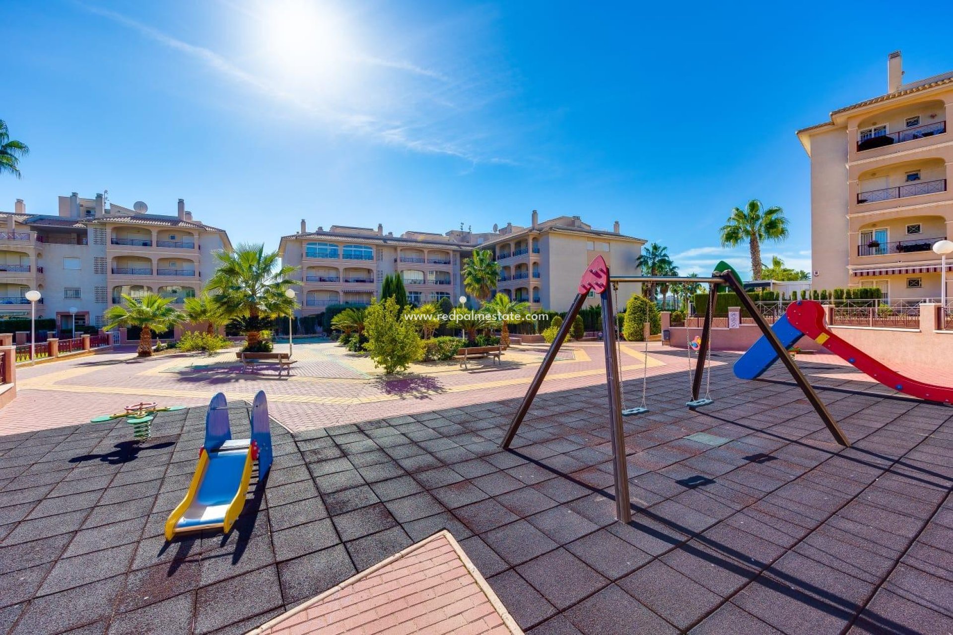 Herverkoop - Appartement -
Orihuela Costa - Playa Flamenca