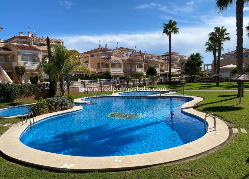 Herverkoop - Appartement -
Orihuela Costa - Punta Prima