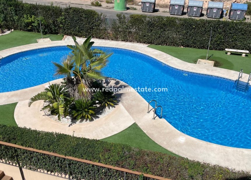 Herverkoop - Appartement -
Orihuela Costa - Punta Prima