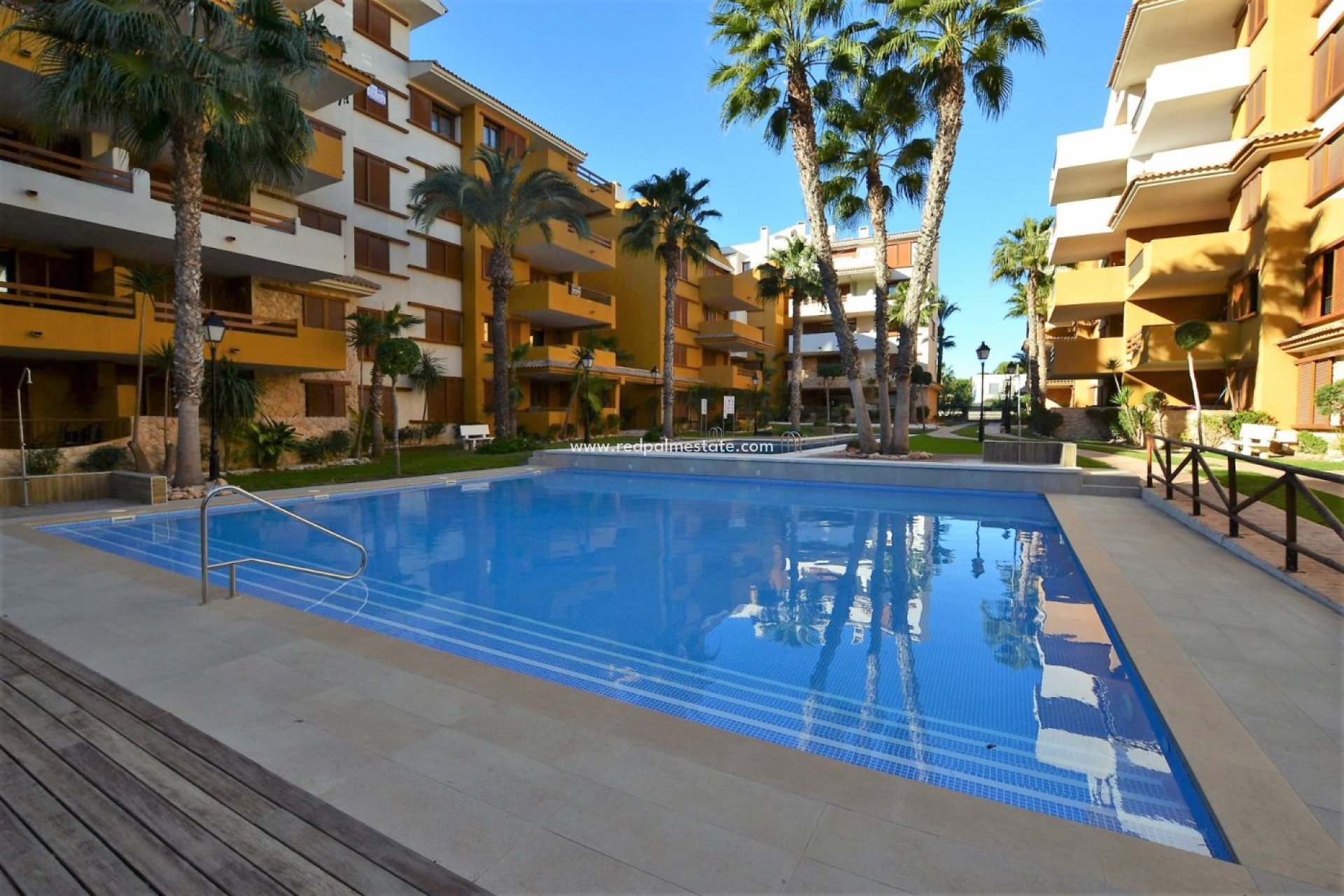 Herverkoop - Appartement -
Orihuela Costa - Punta Prima