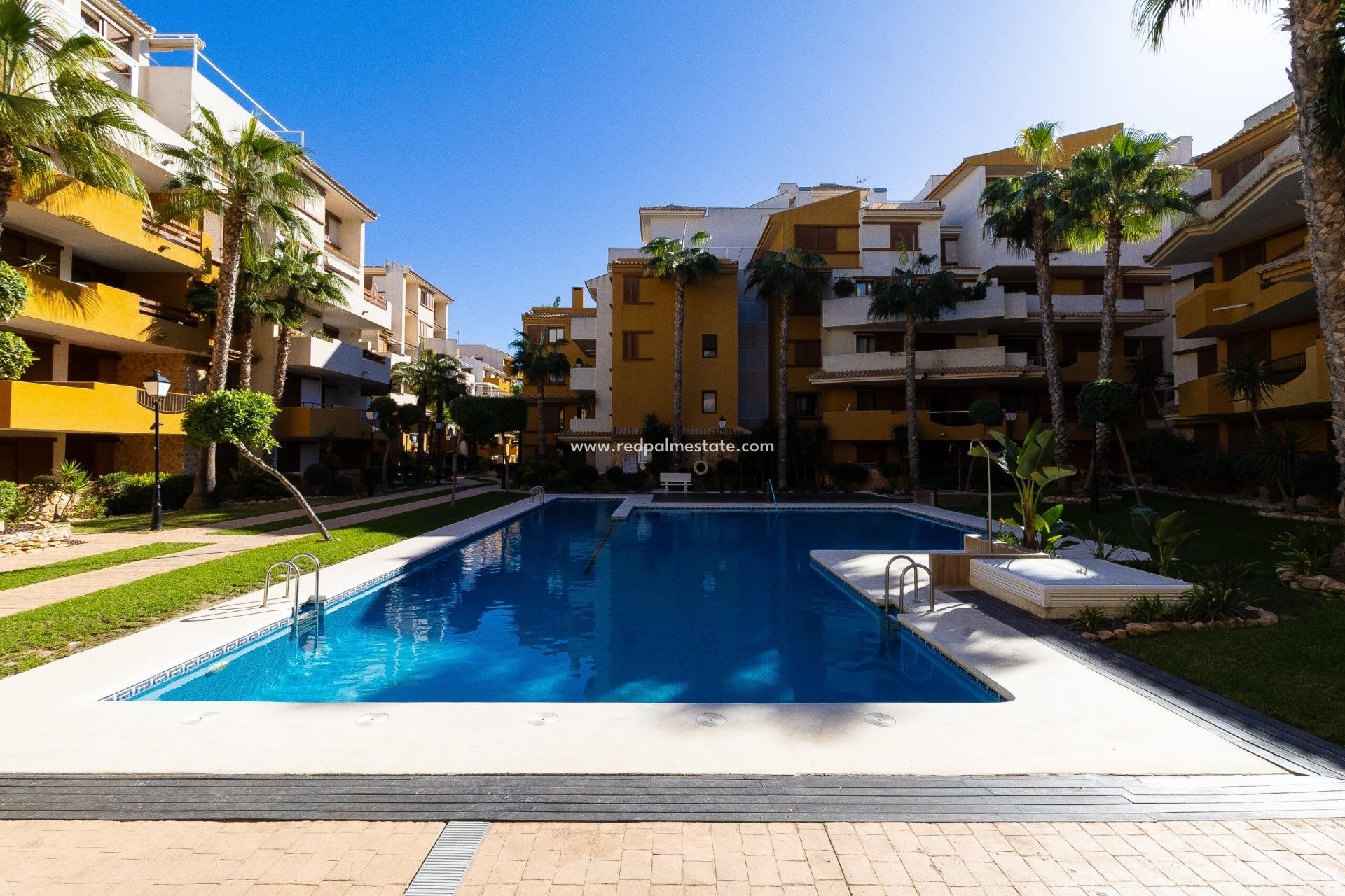 Herverkoop - Appartement -
Orihuela Costa - Punta Prima