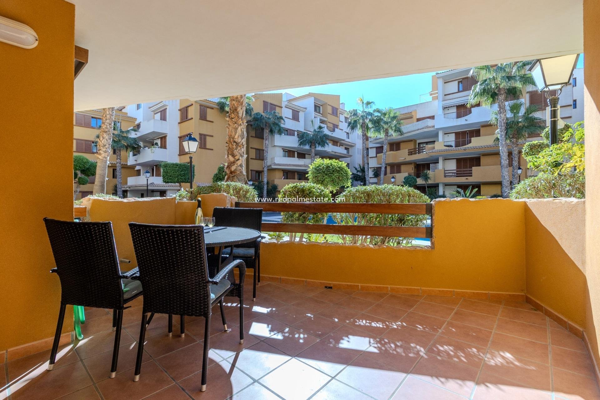 Herverkoop - Appartement -
Orihuela Costa - Punta Prima