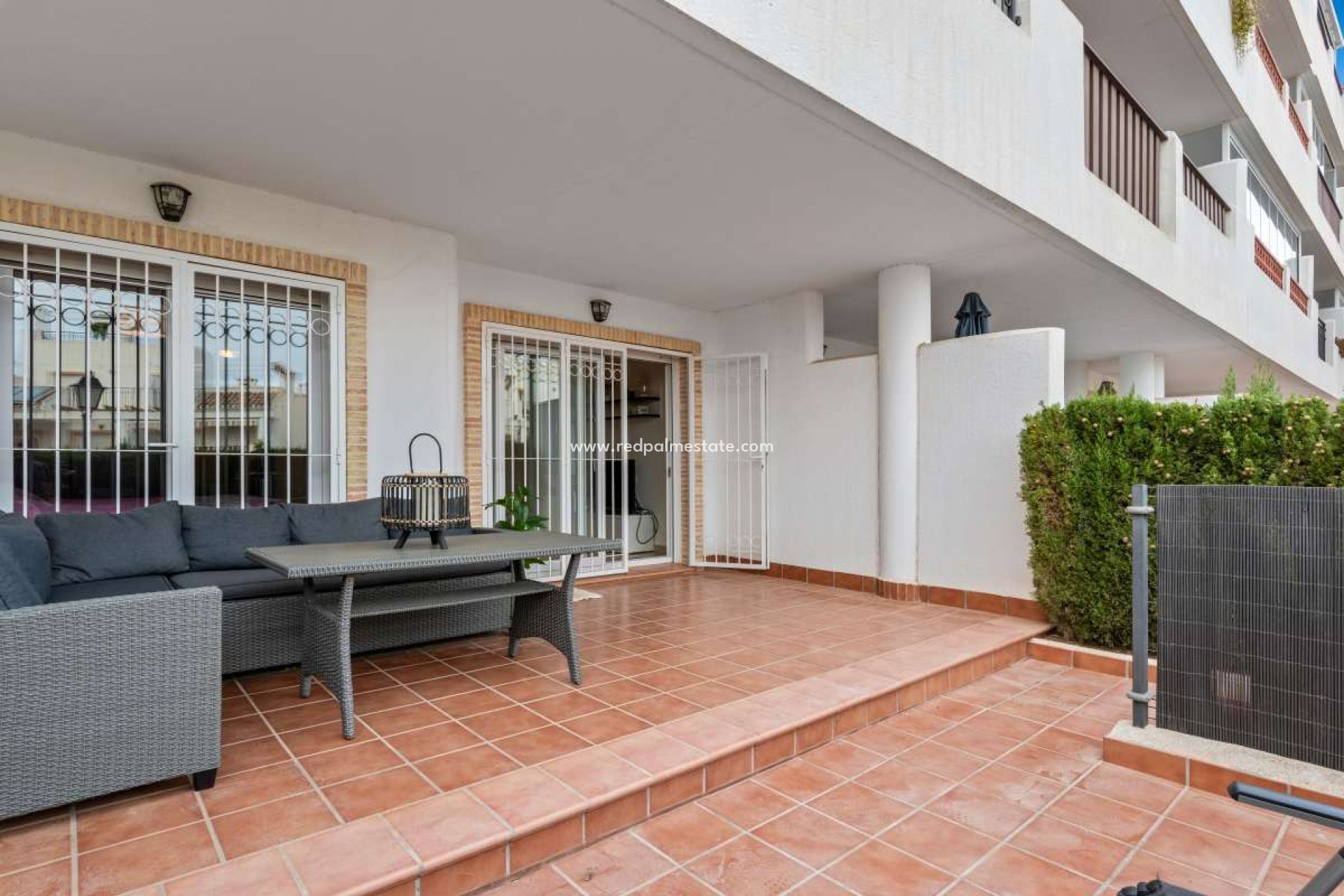 Herverkoop - Appartement -
Orihuela Costa - Villamartín