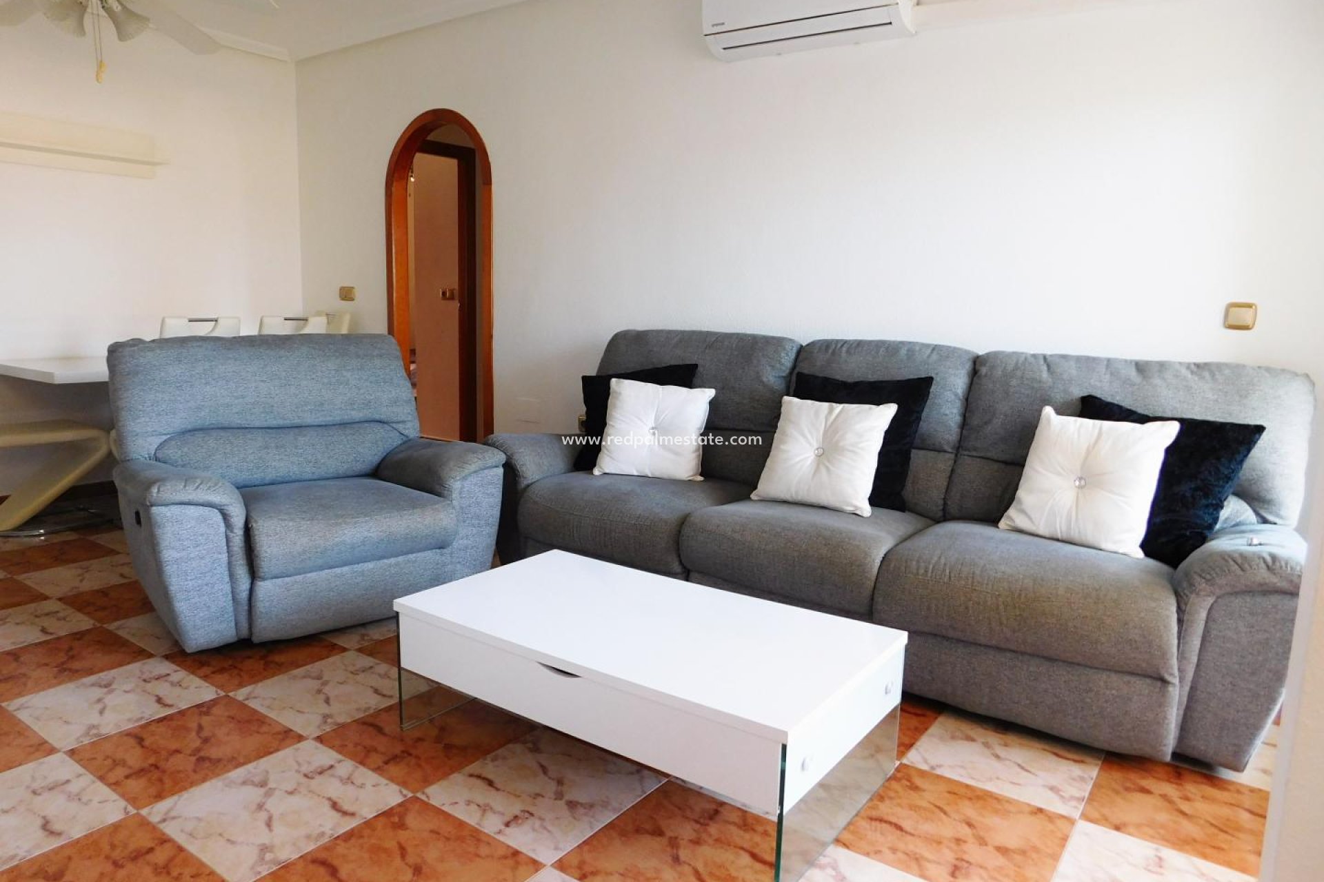 Herverkoop - Appartement -
Orihuela Costa - Villamartín