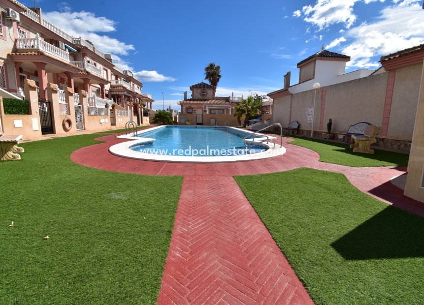 Herverkoop - Appartement -
Orihuela Costa