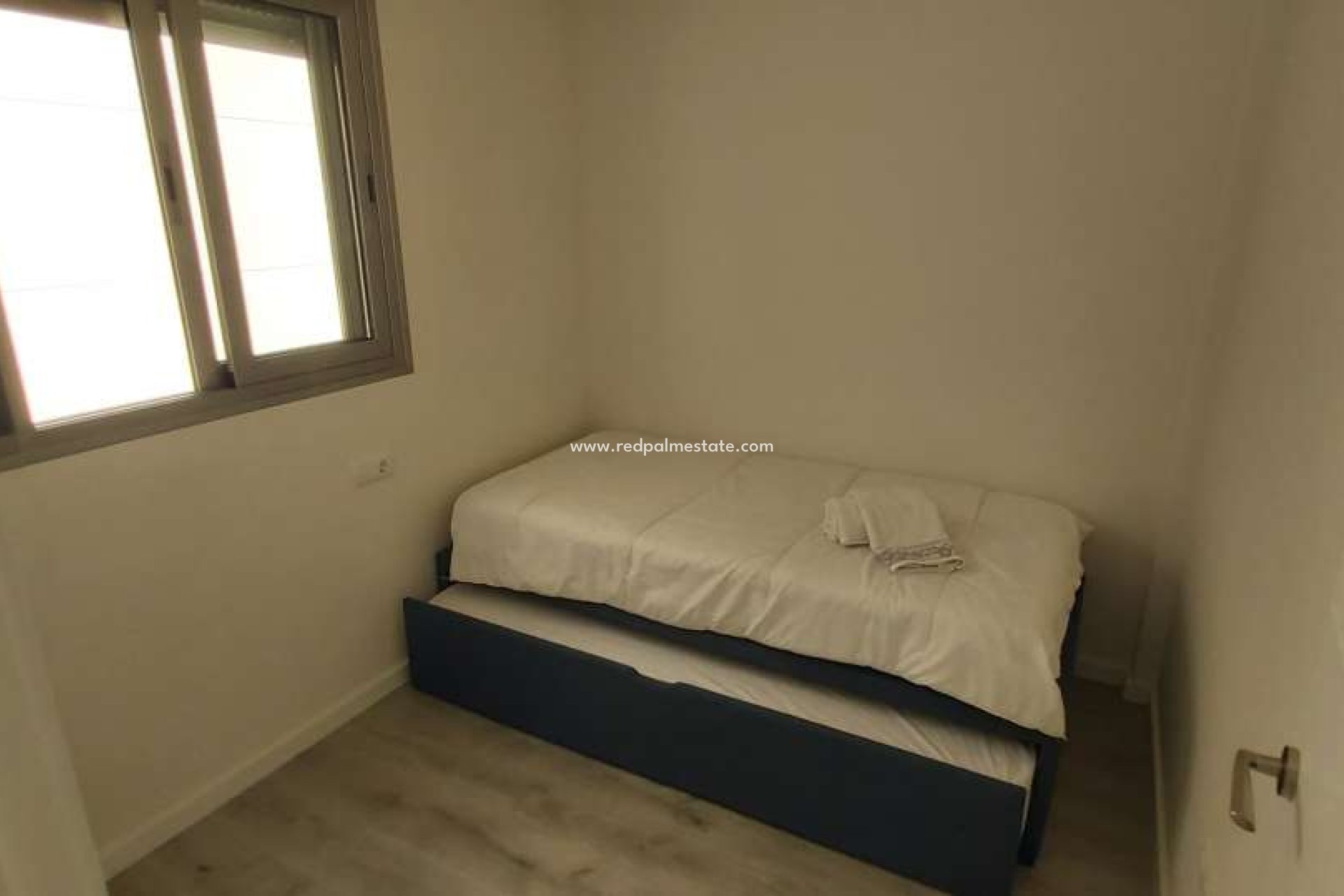 Herverkoop - Appartement -
Orihuela - Inland