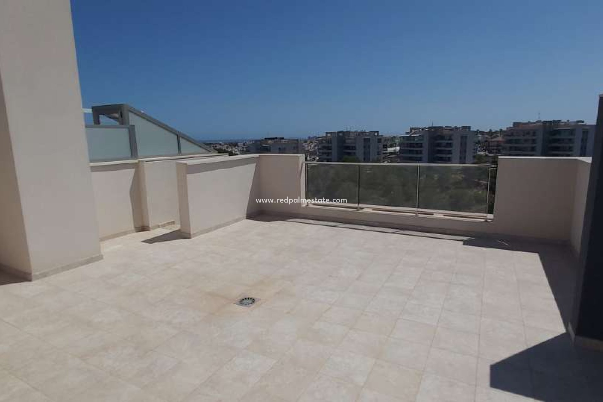 Herverkoop - Appartement -
Orihuela - Inland