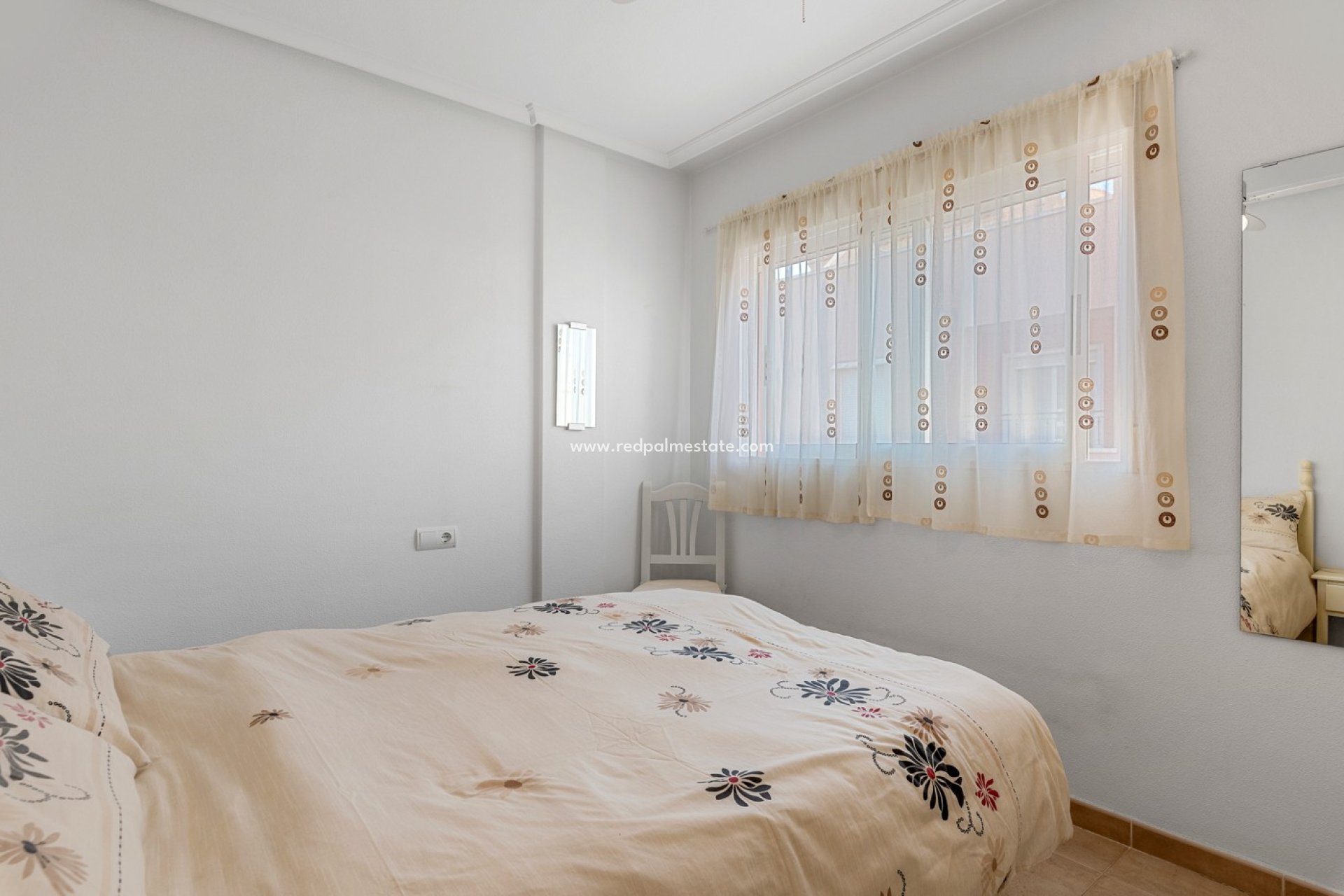 Herverkoop - Appartement -
Orihuela - Inland