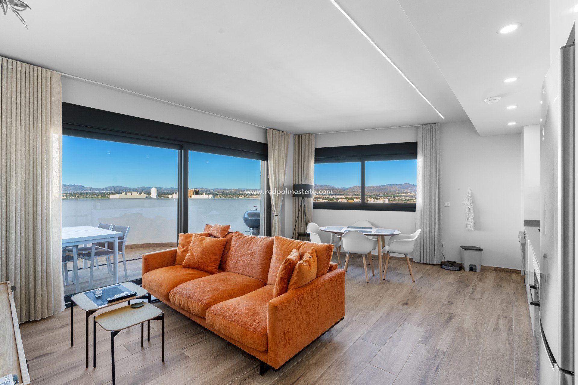 Herverkoop - Appartement Penthouse -
Gran Alacant - Arenales del Sol