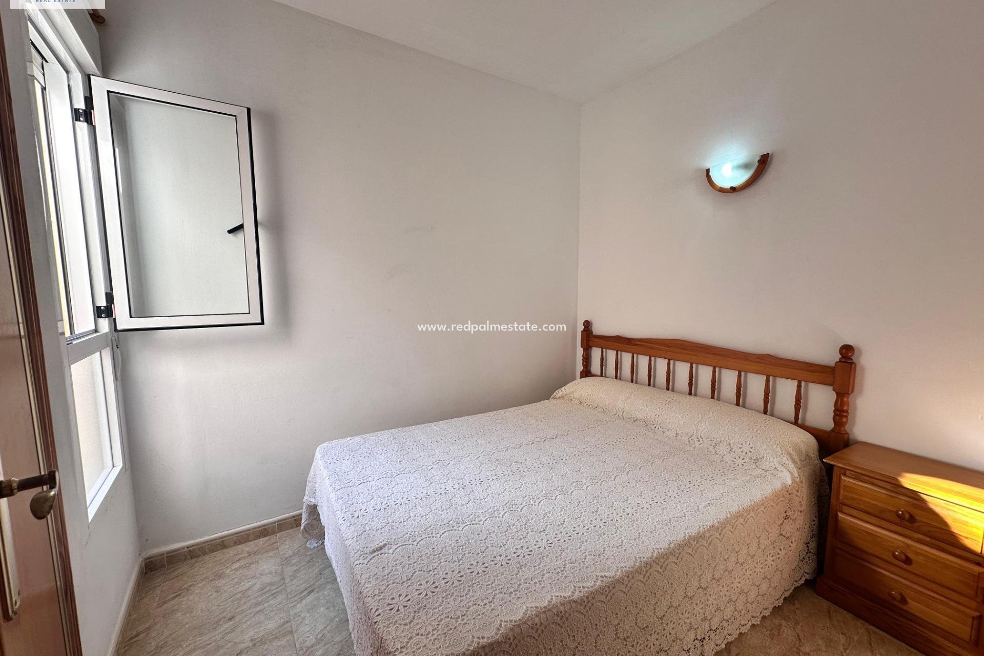 Herverkoop - Appartement Penthouse -
Guardamar del Segura - Pueblo