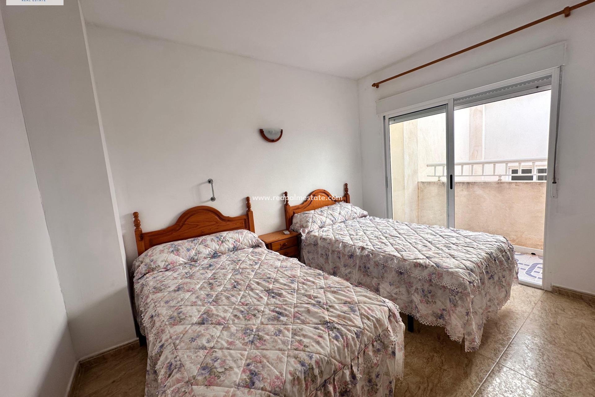 Herverkoop - Appartement Penthouse -
Guardamar del Segura - Pueblo