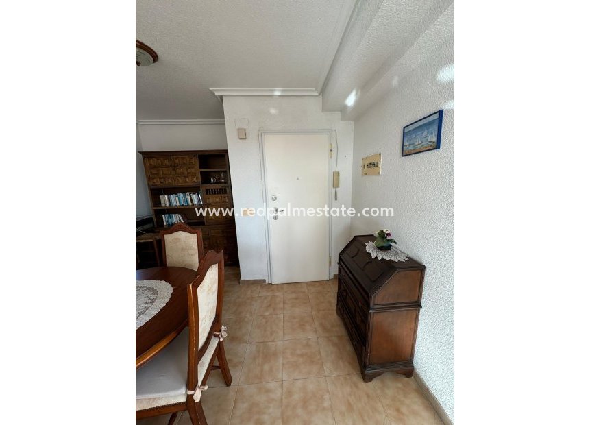 Herverkoop - Appartement Penthouse -
Orihuela Costa - Punta Prima