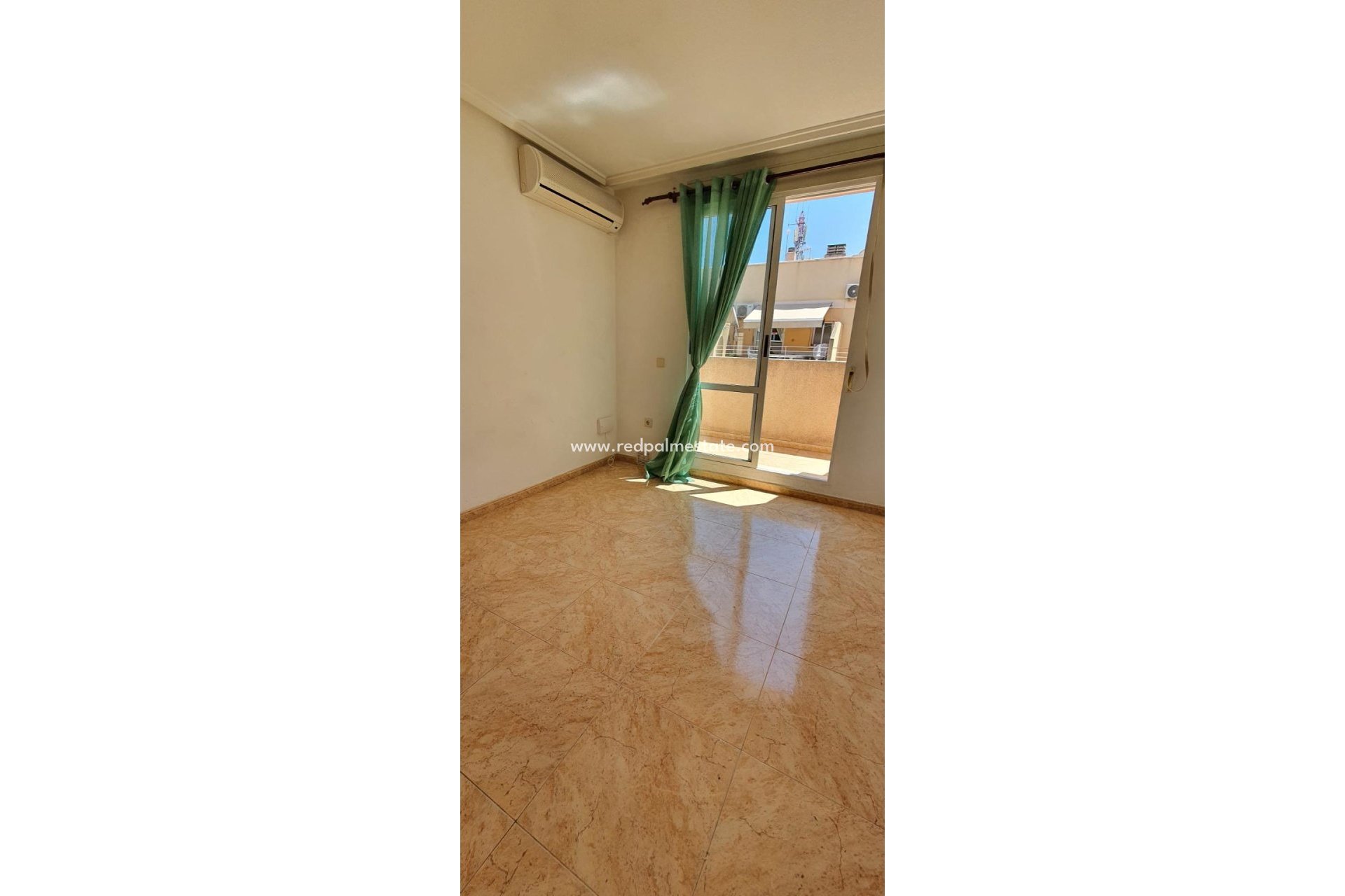 Herverkoop - Appartement Penthouse -
Torrevieja - Center