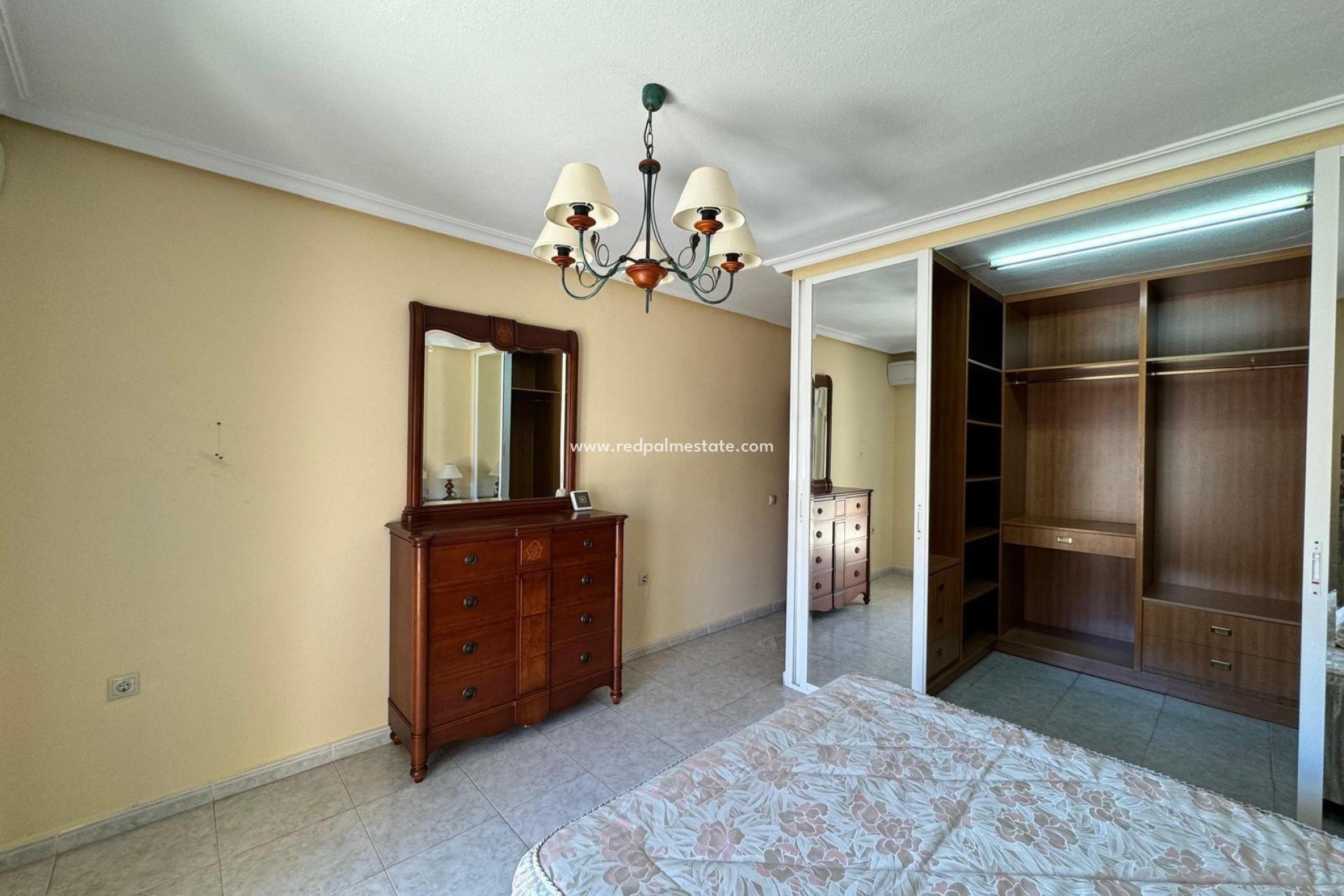 Herverkoop - Appartement Penthouse -
Torrevieja - Center