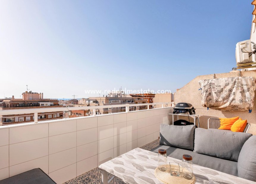 Herverkoop - Appartement Penthouse -
Torrevieja - Center