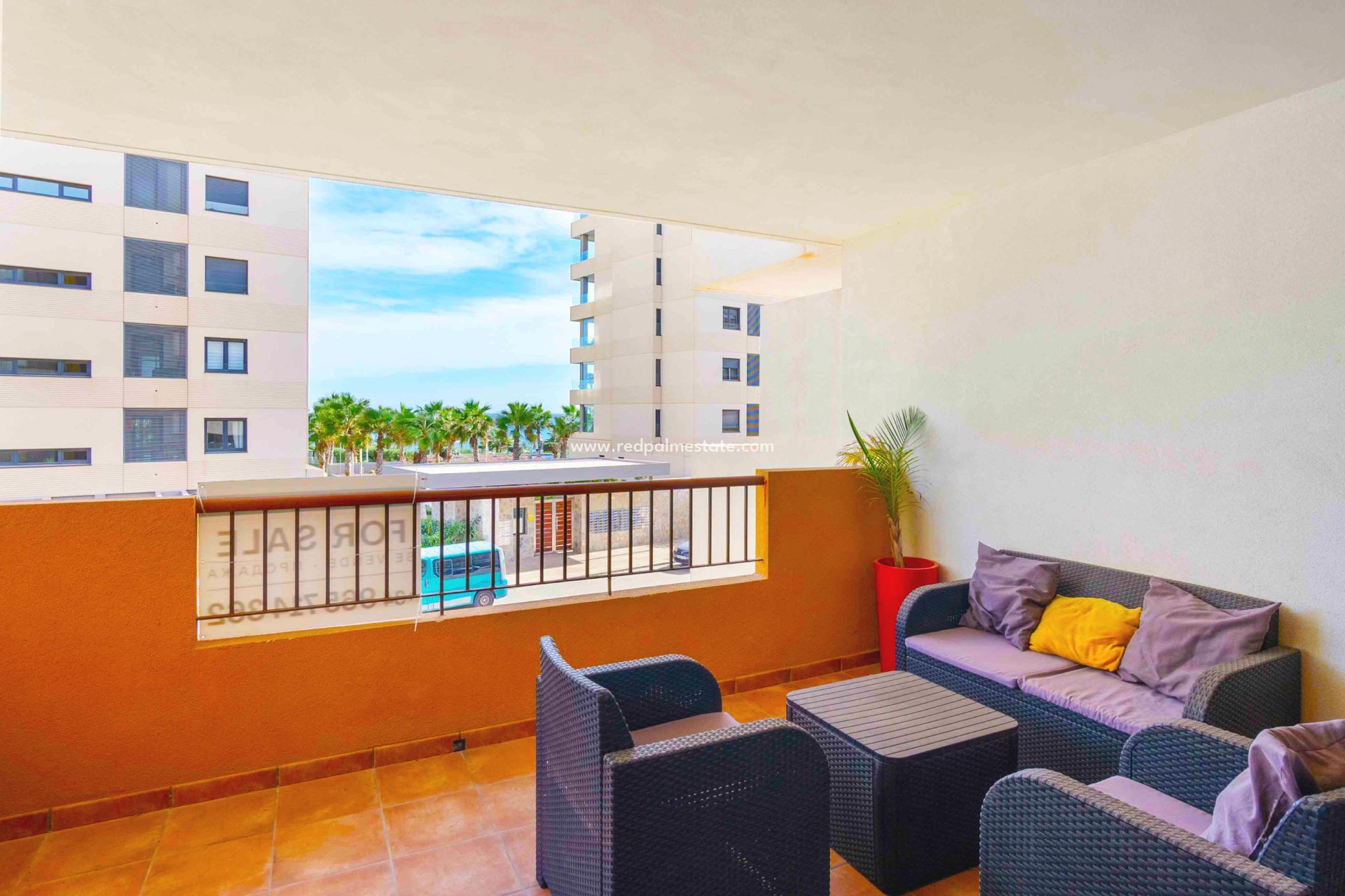 Herverkoop - Appartement -
Punta Prima - Costa Blanca