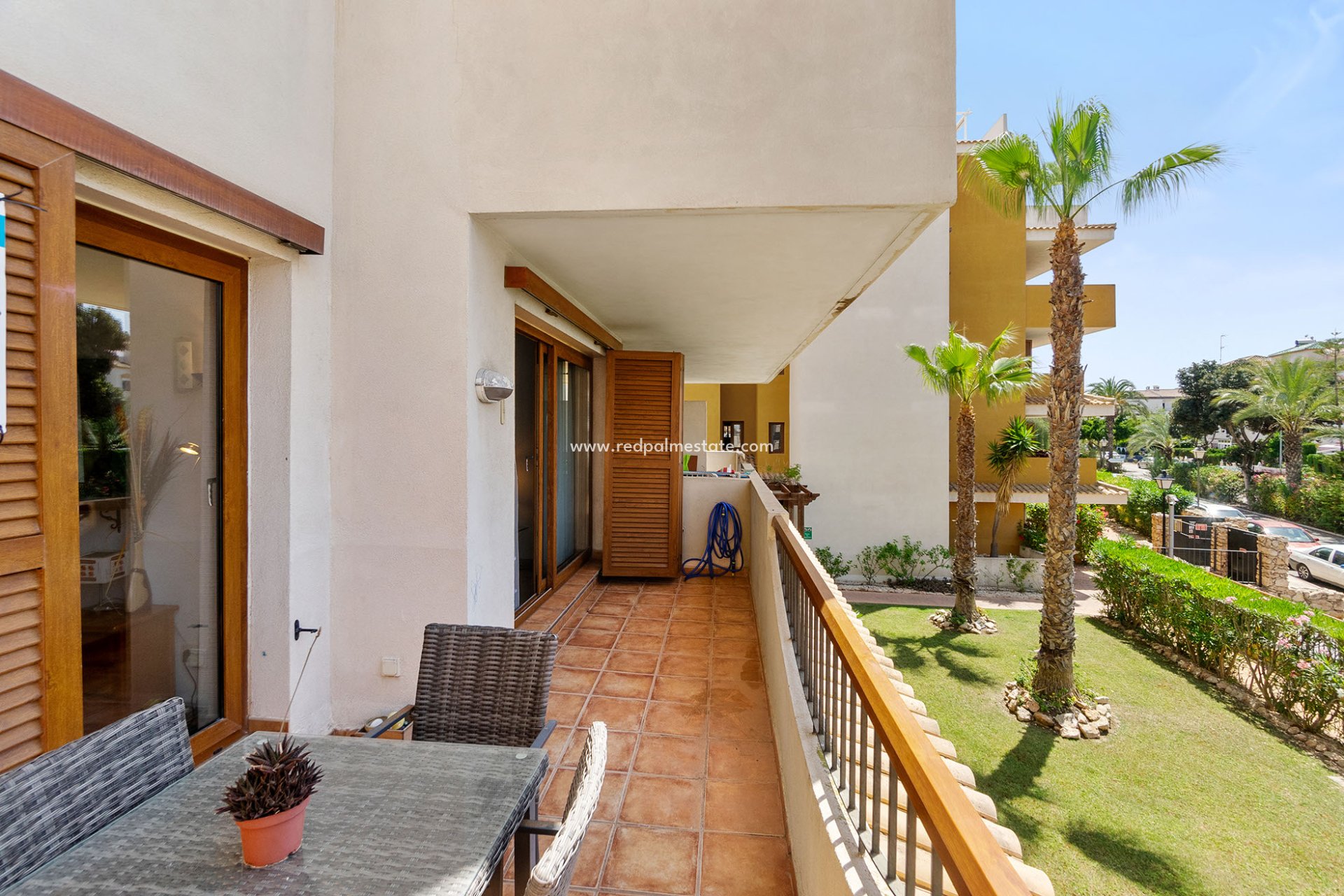 Herverkoop - Appartement -
Punta Prima - La Entrada