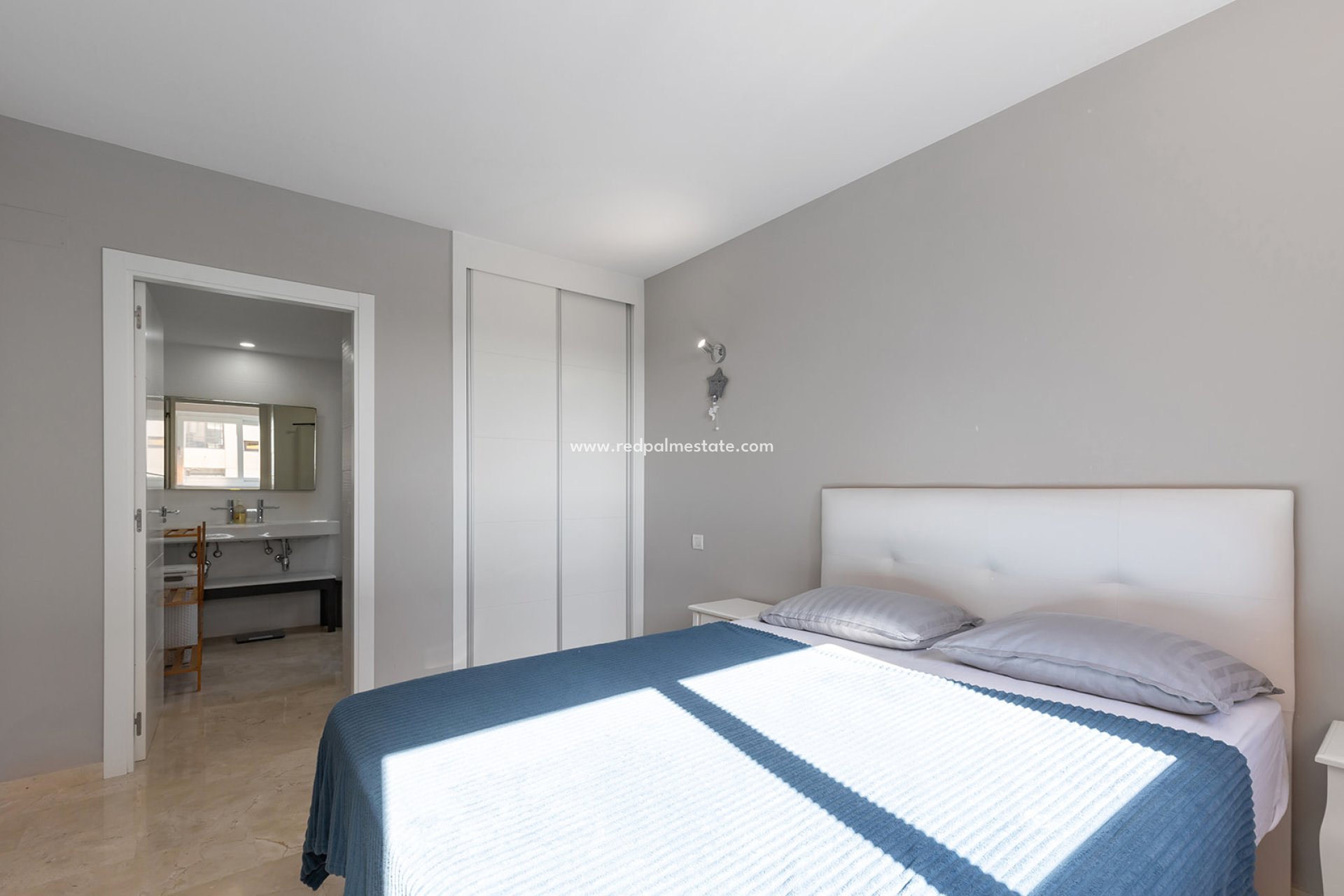 Herverkoop - Appartement -
Punta Prima - La Recoleta